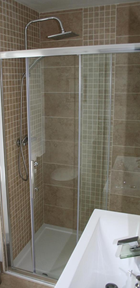 Deluxe King Room photo 3
