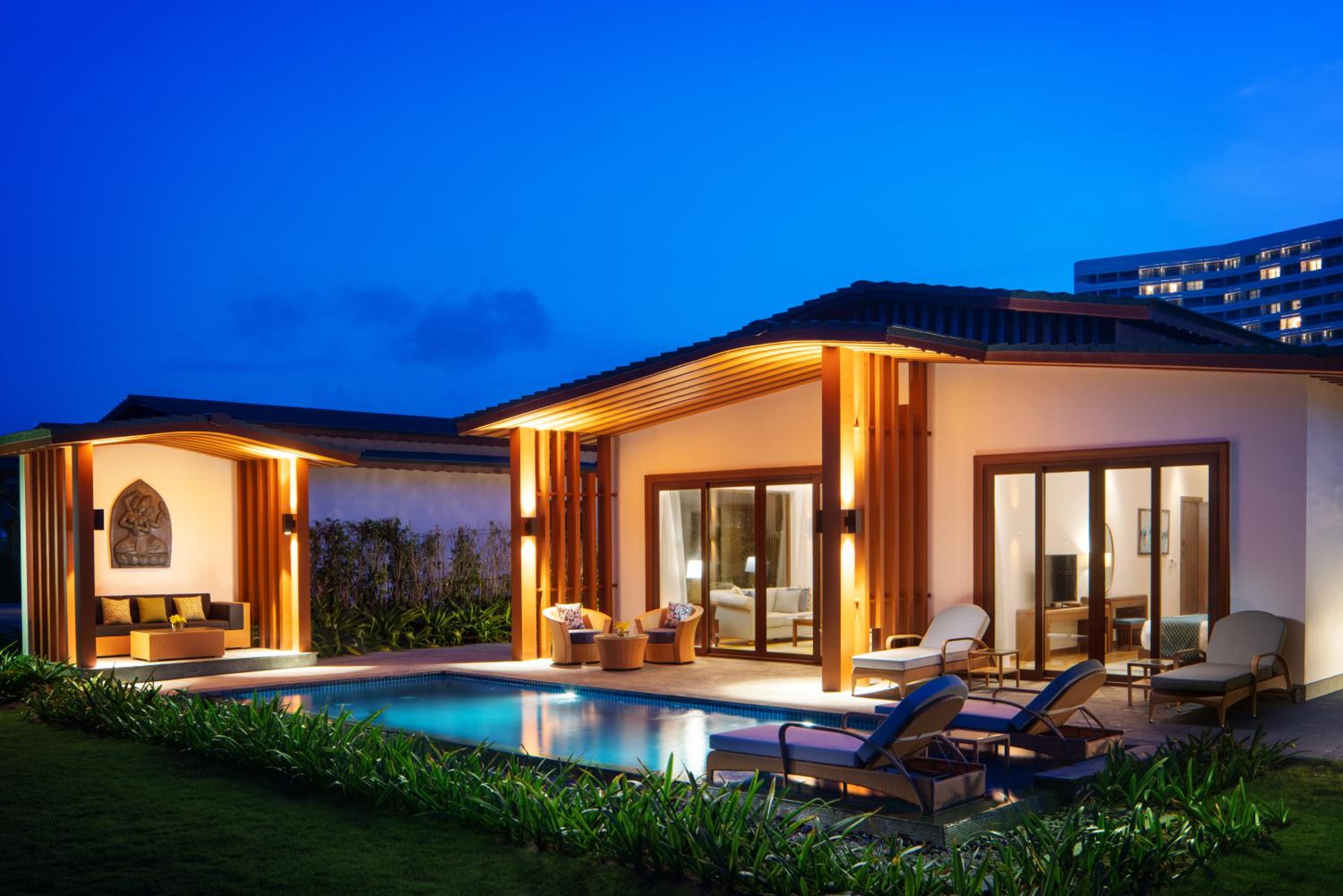 Two-Bedroom Pool Villa with Sea View - Photo 3
