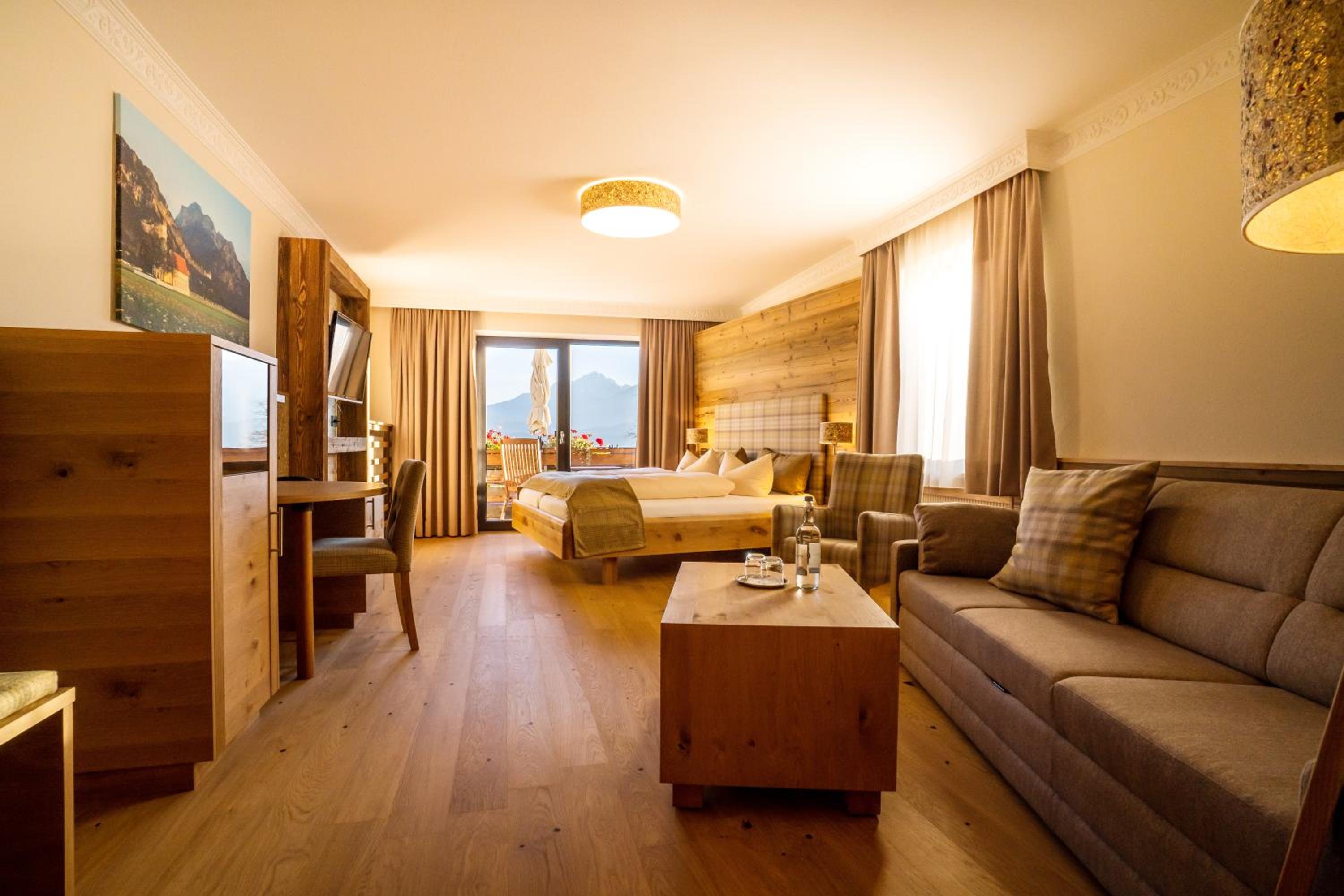 Superior Double Room with Balcony or Terrace - Photo 7
