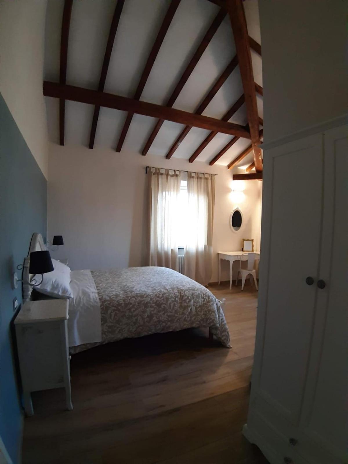 Double Room with Pool View photo 3