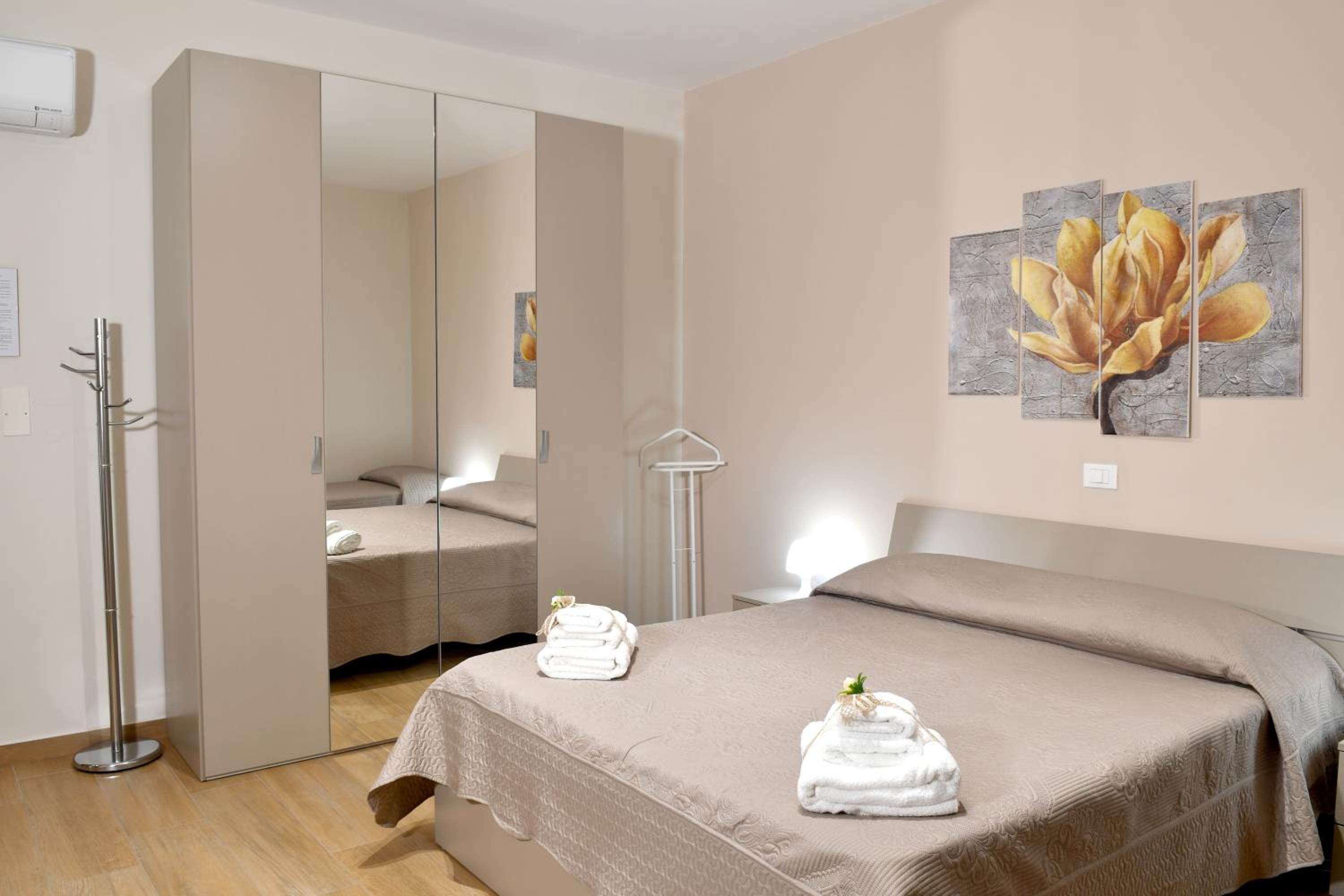 Triple Room - Photo 1