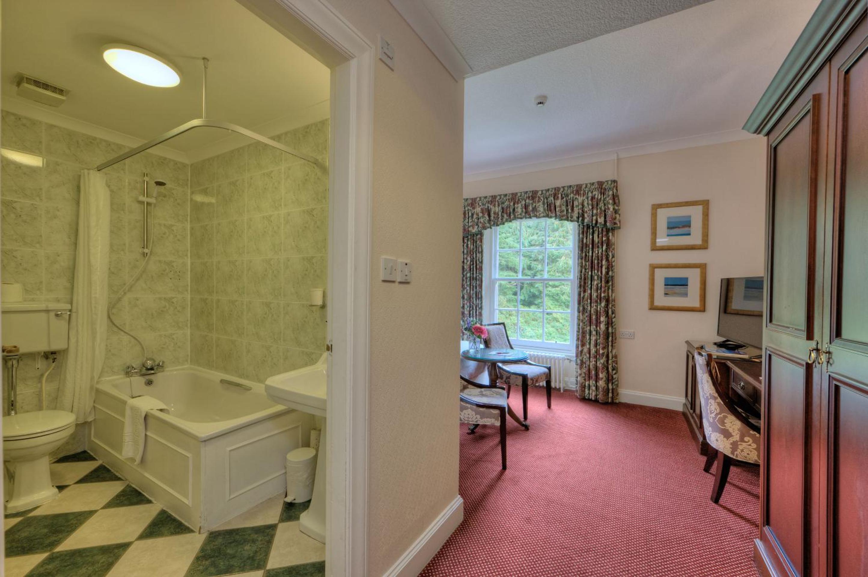 Double Room with Garden View - Photo 8