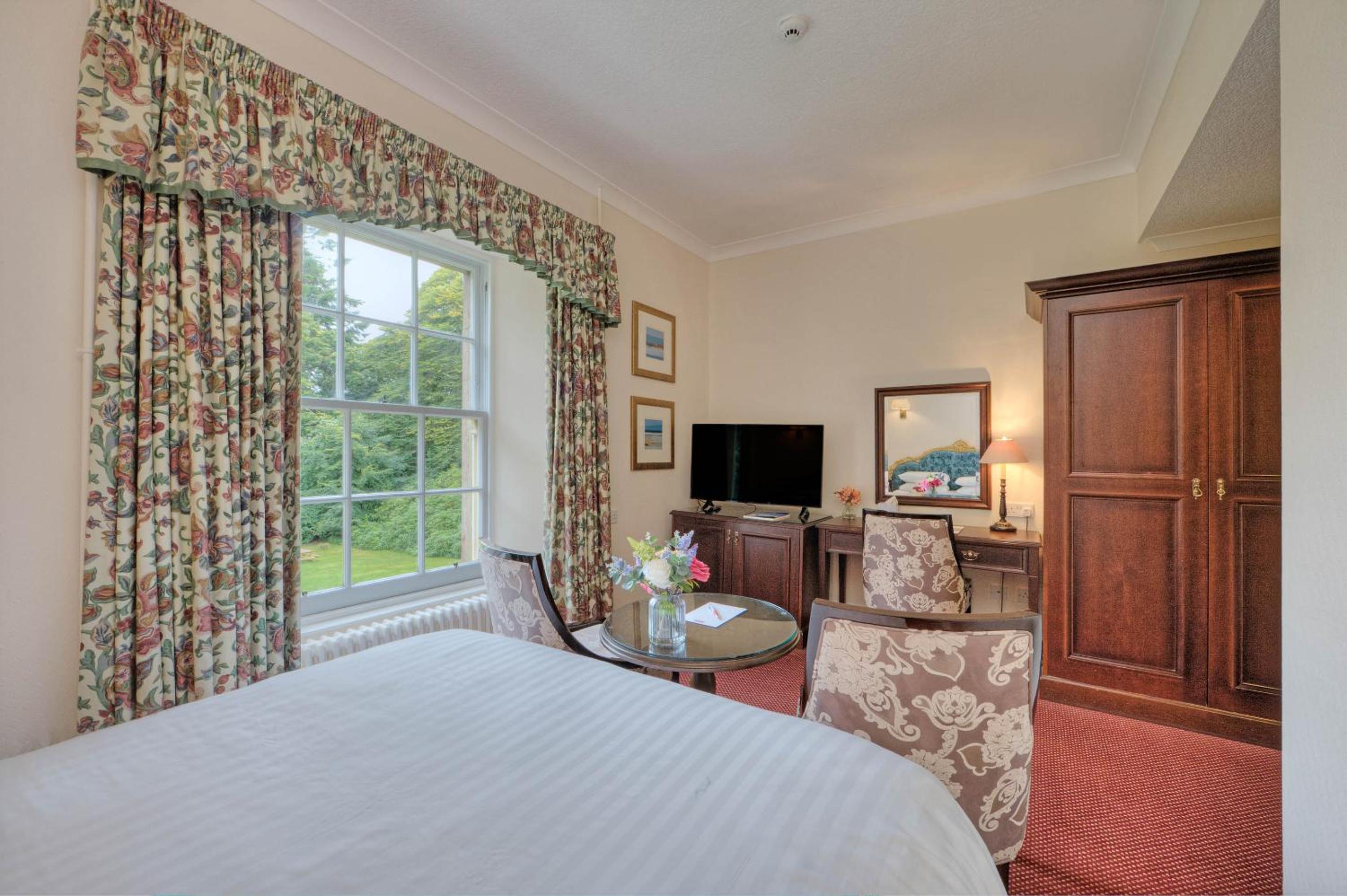 Double Room with Garden View - Photo 2