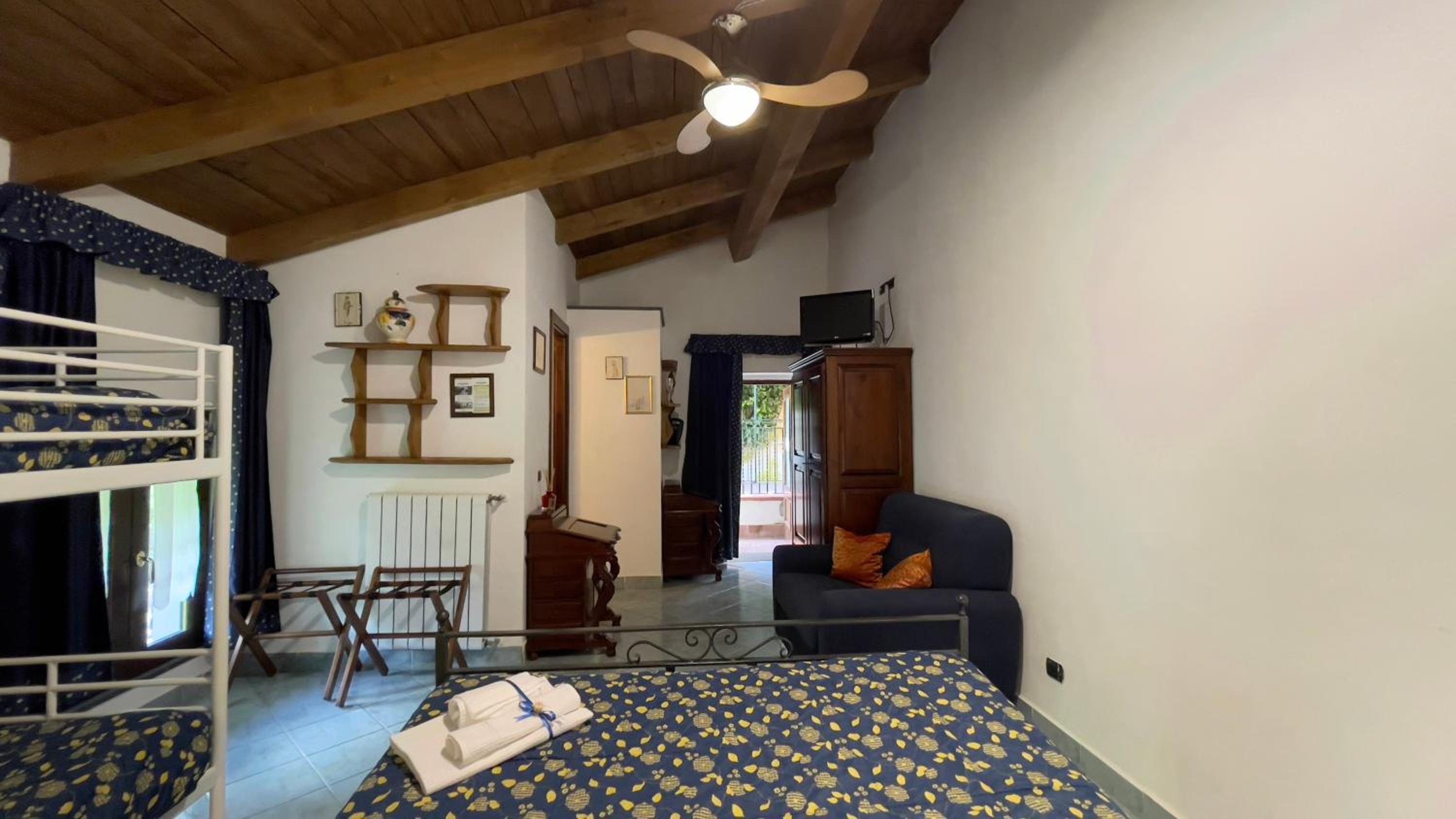 Quadruple Room photo 2