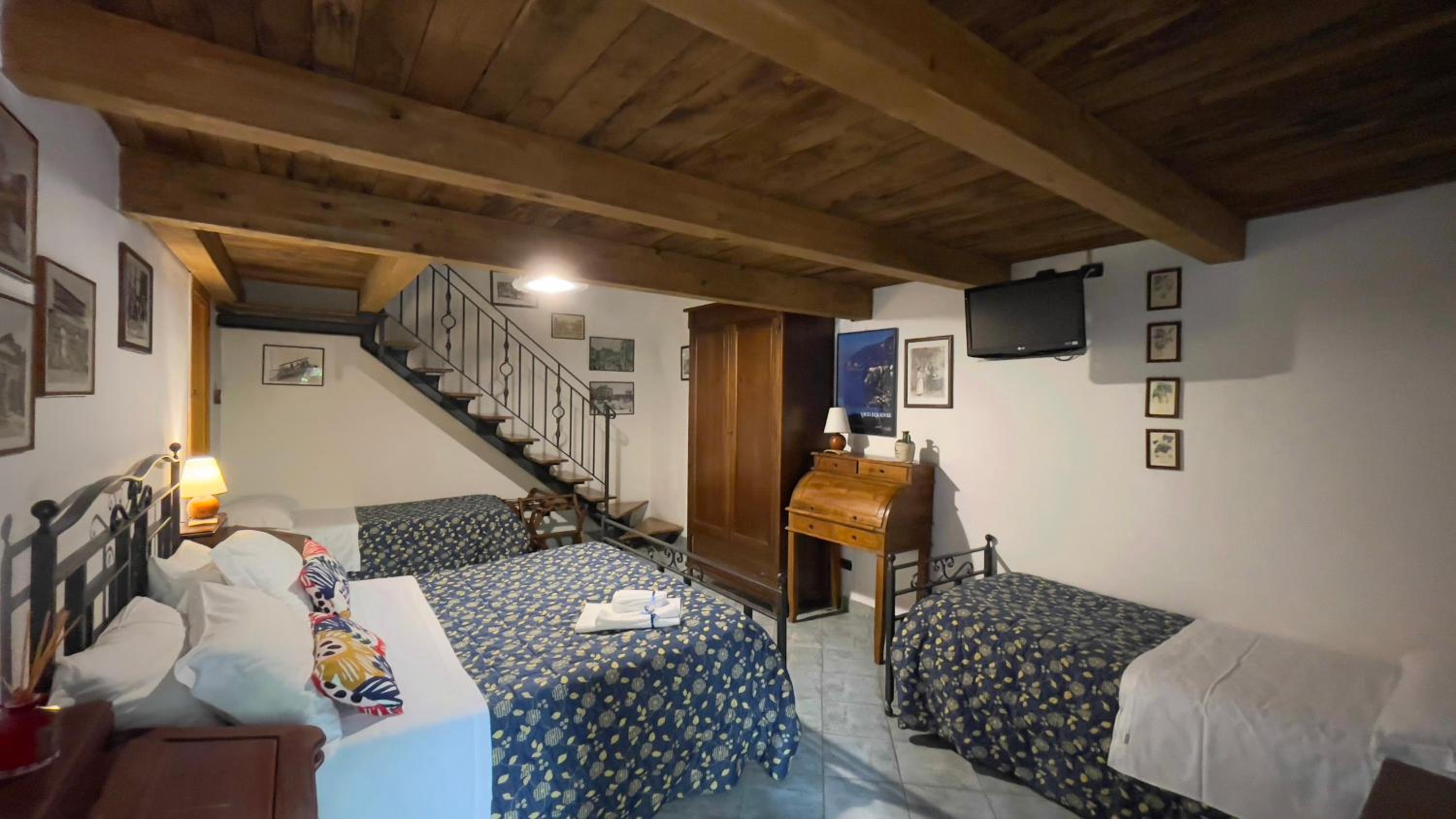 Family Room photo 2