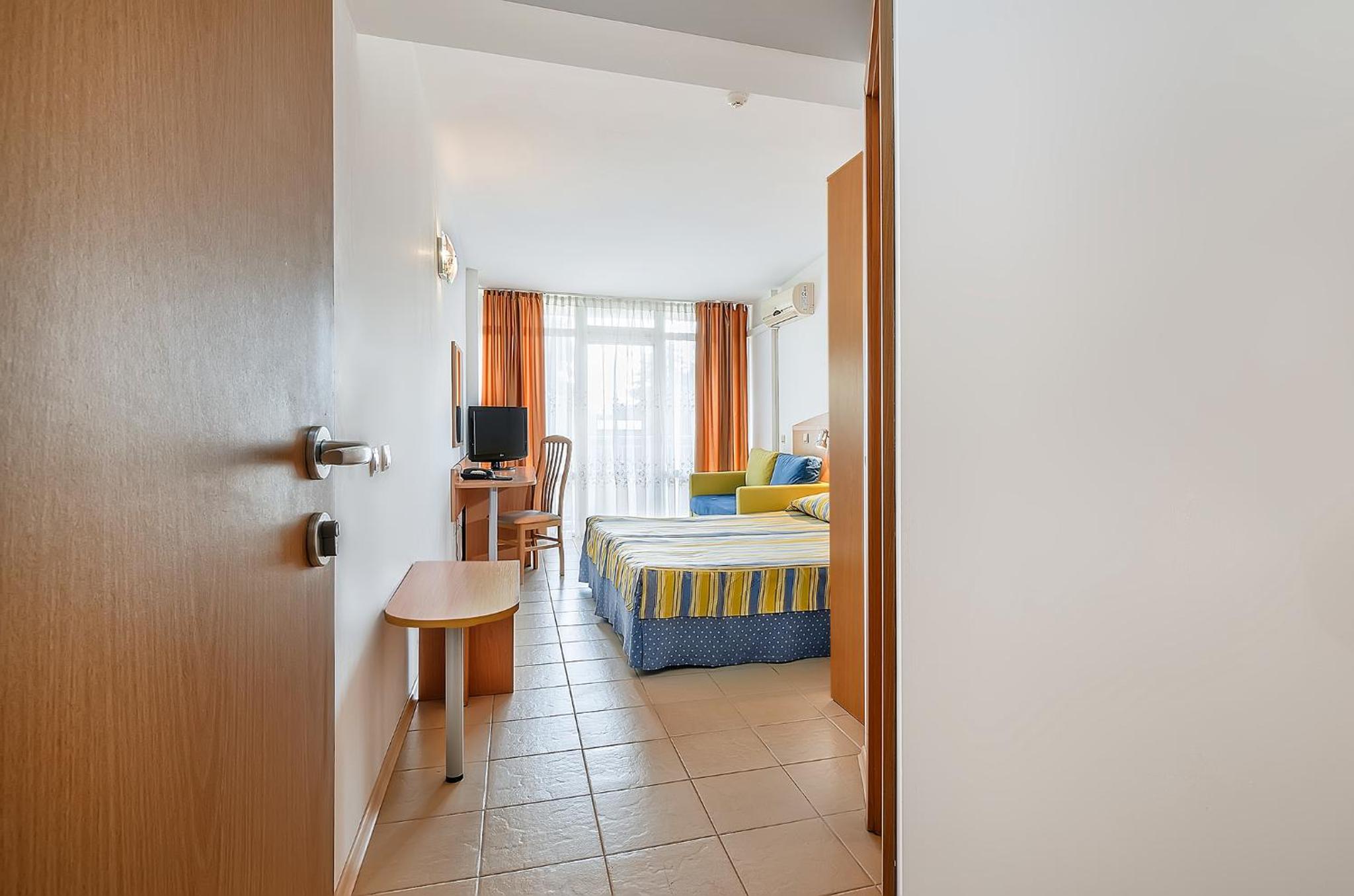 Twin Room with Balcony (2 Adults + 2 Children) 