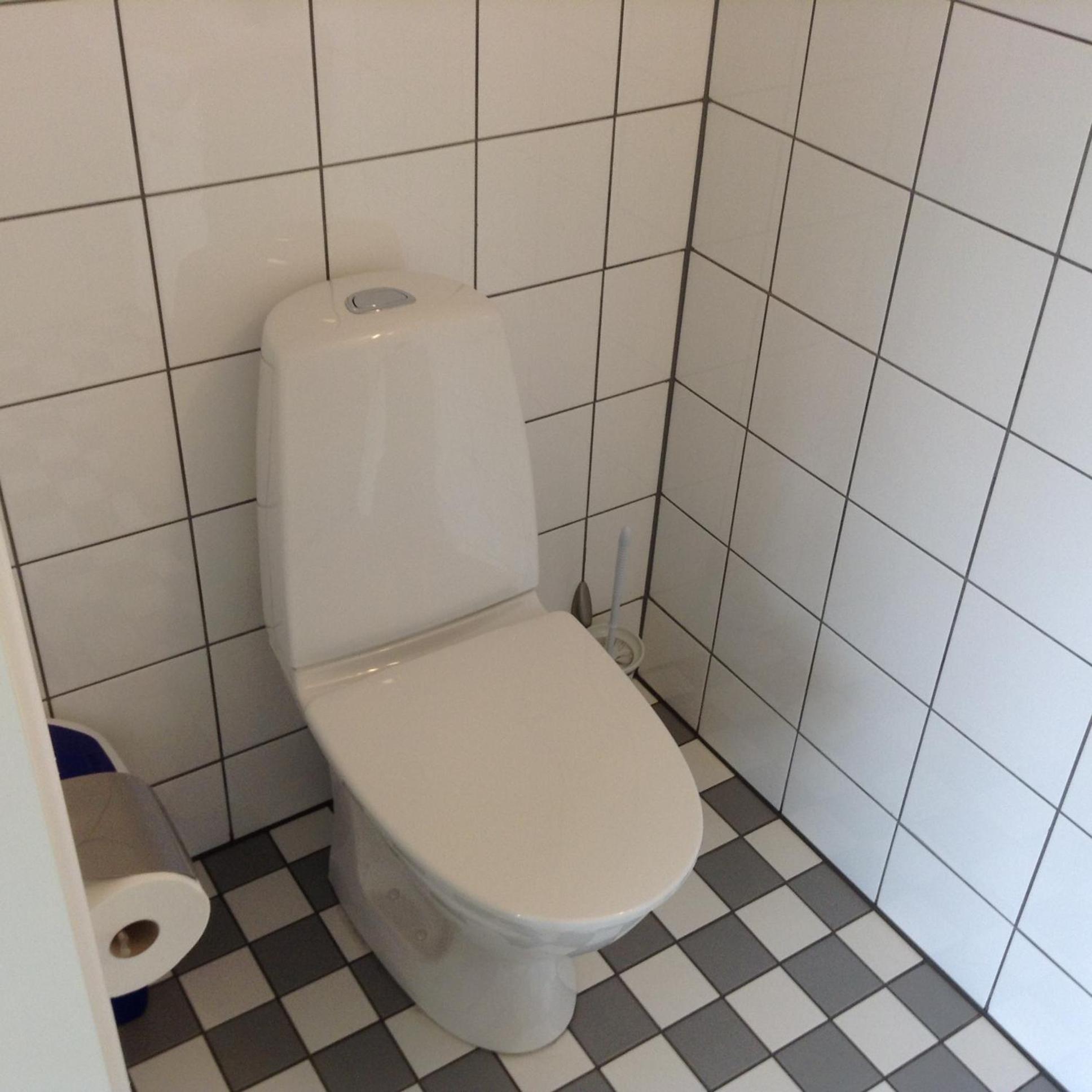 Twin Room with Toilet photo 3