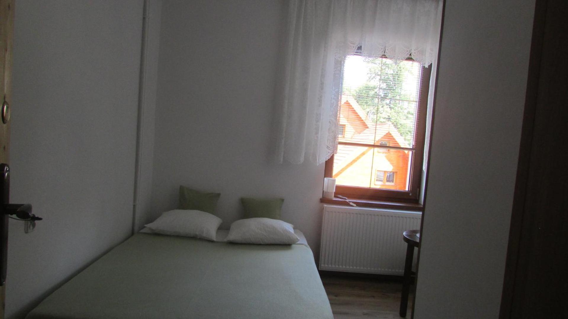 Double Room - Photo 5