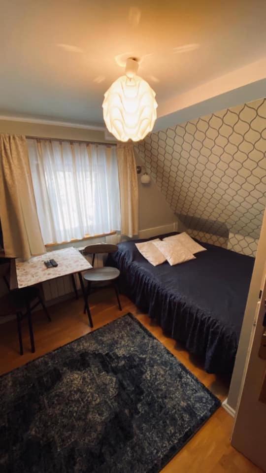 Double Room - Photo 2