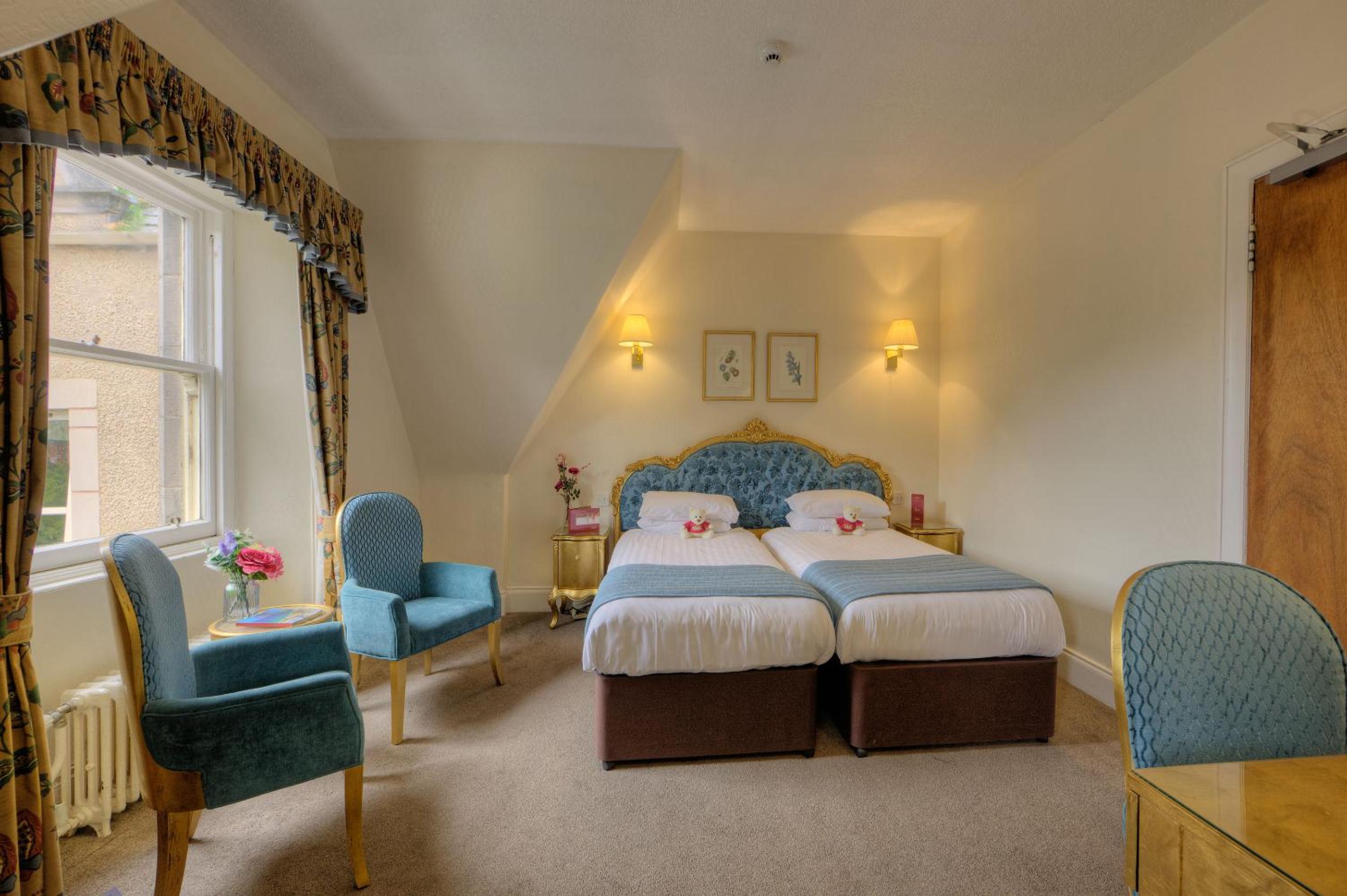 Standard Twin Room with Garden View - Photo 1
