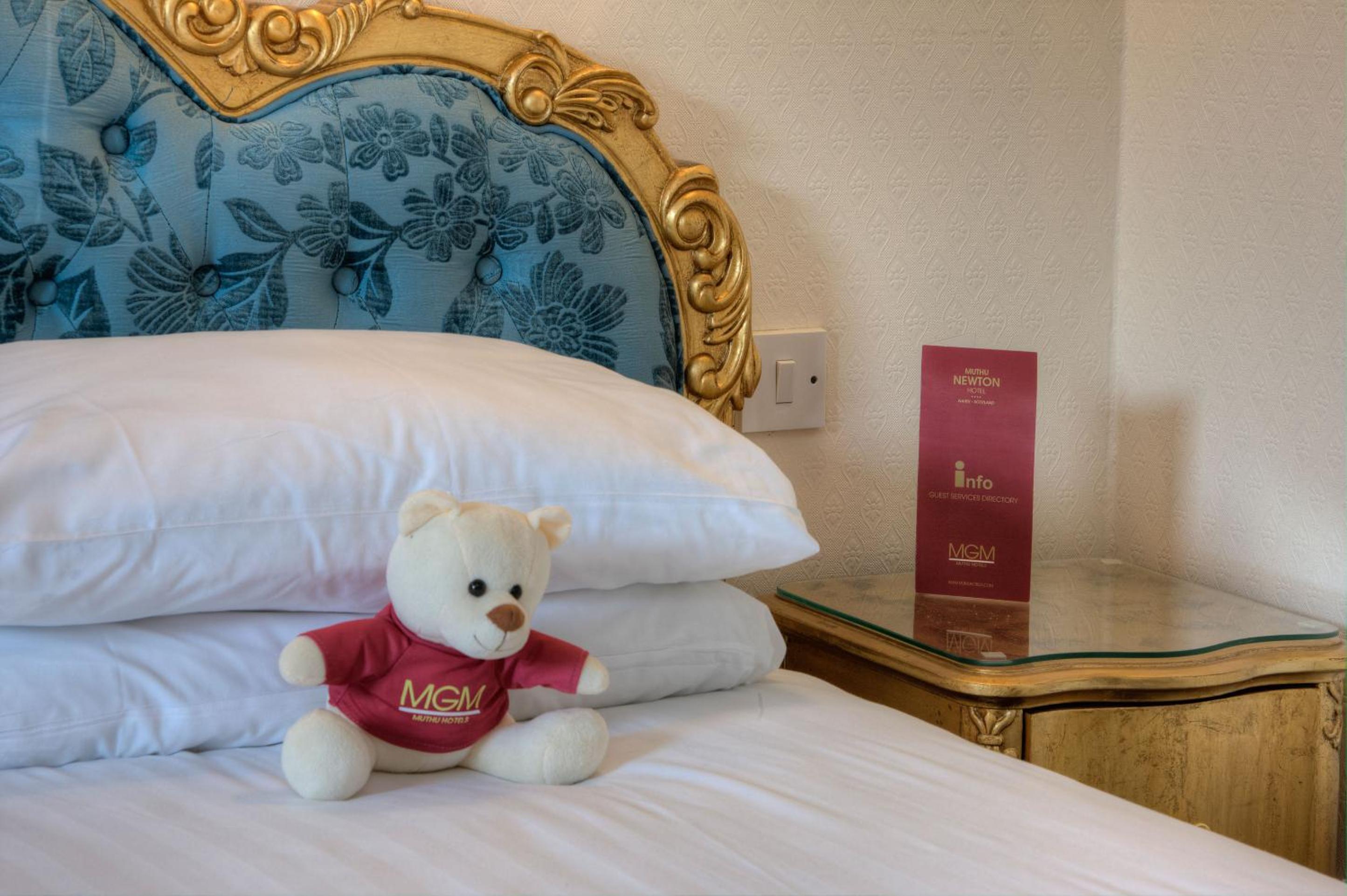 Standard Twin Room with Garden View - Photo 4