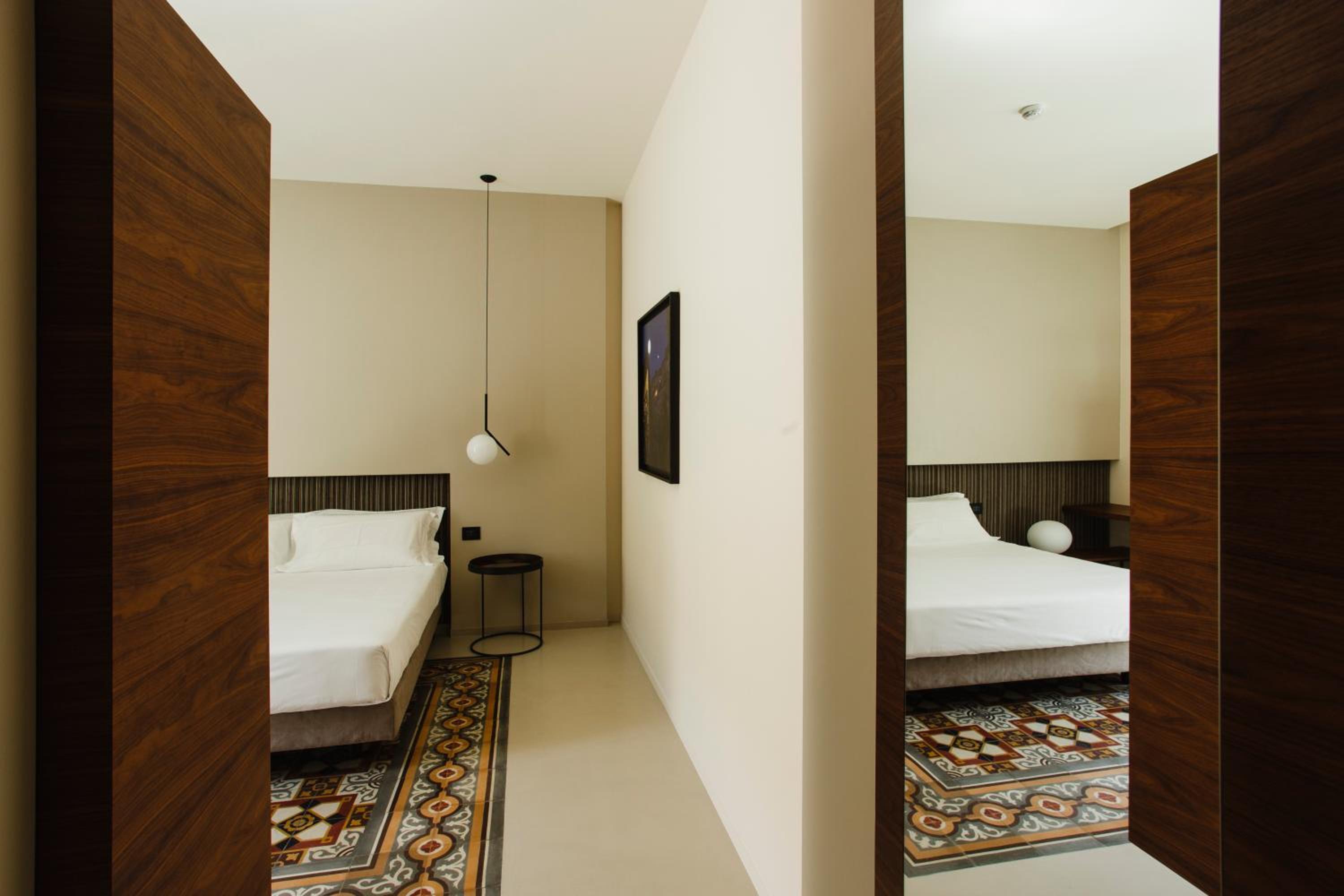 Deluxe Double or Twin Room - Photo 4
