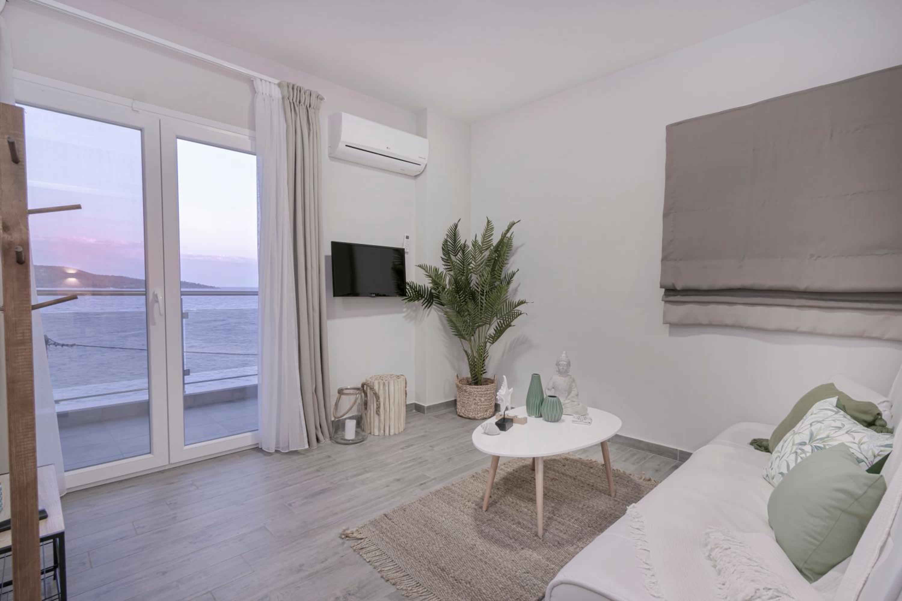 Apartment with Sea View photo 3