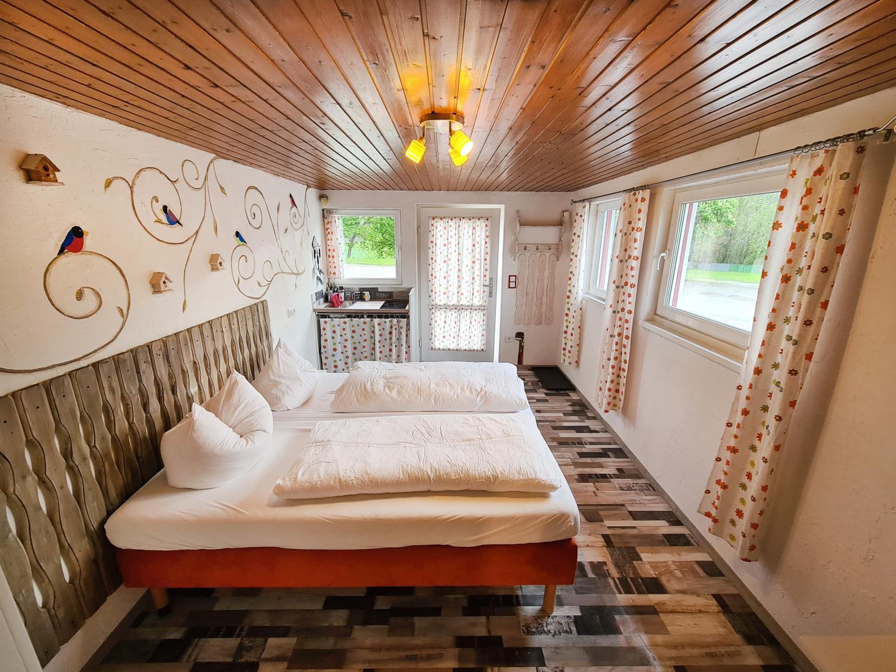 One-Bedroom House photo 3