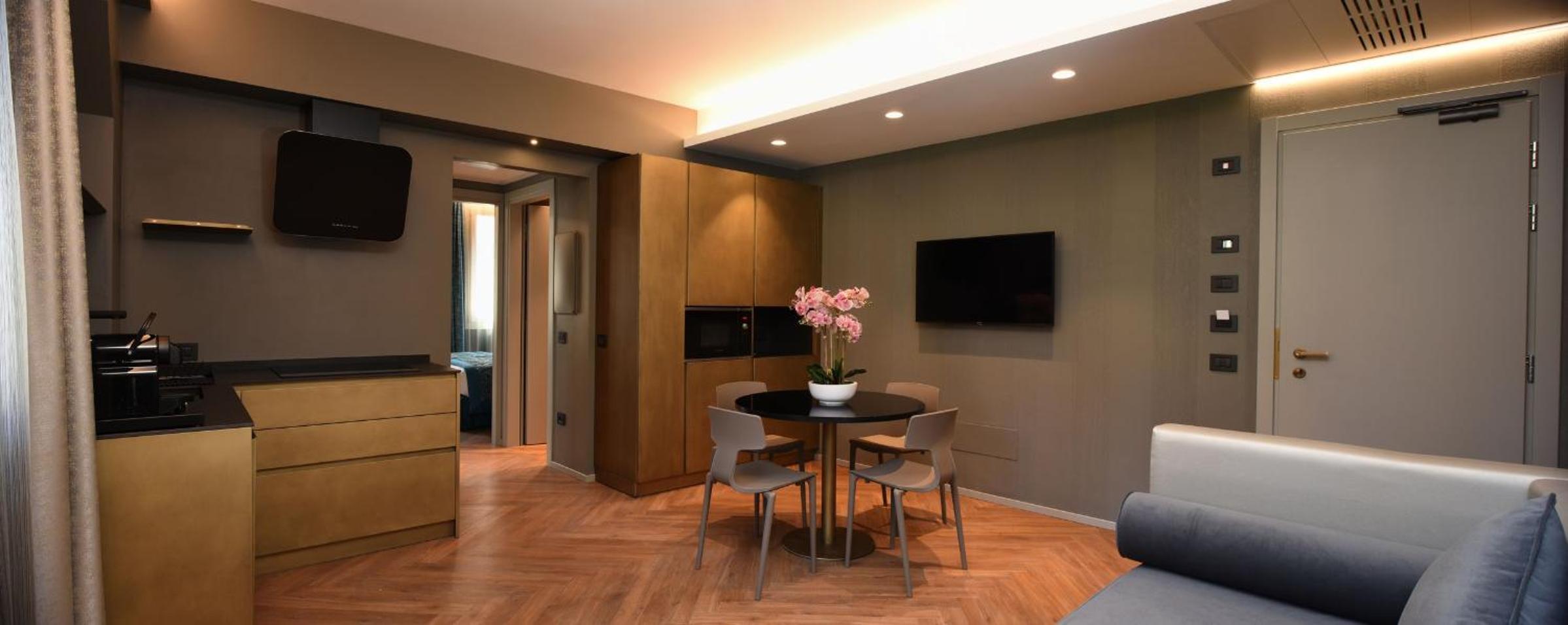 Family Apartment photo 2