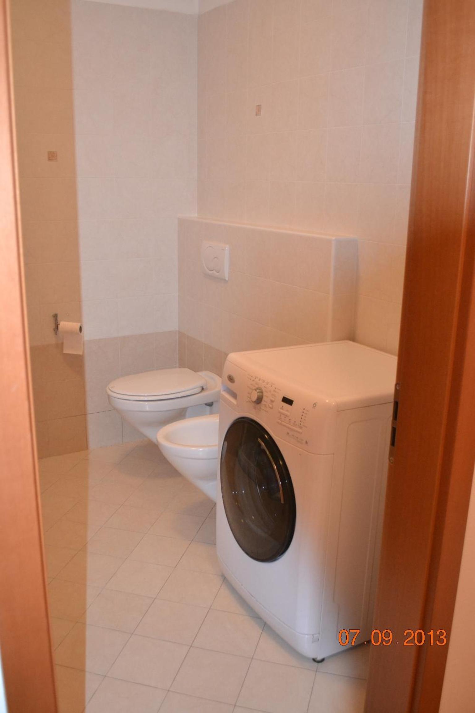 Apartment - Ground Floor photo 2