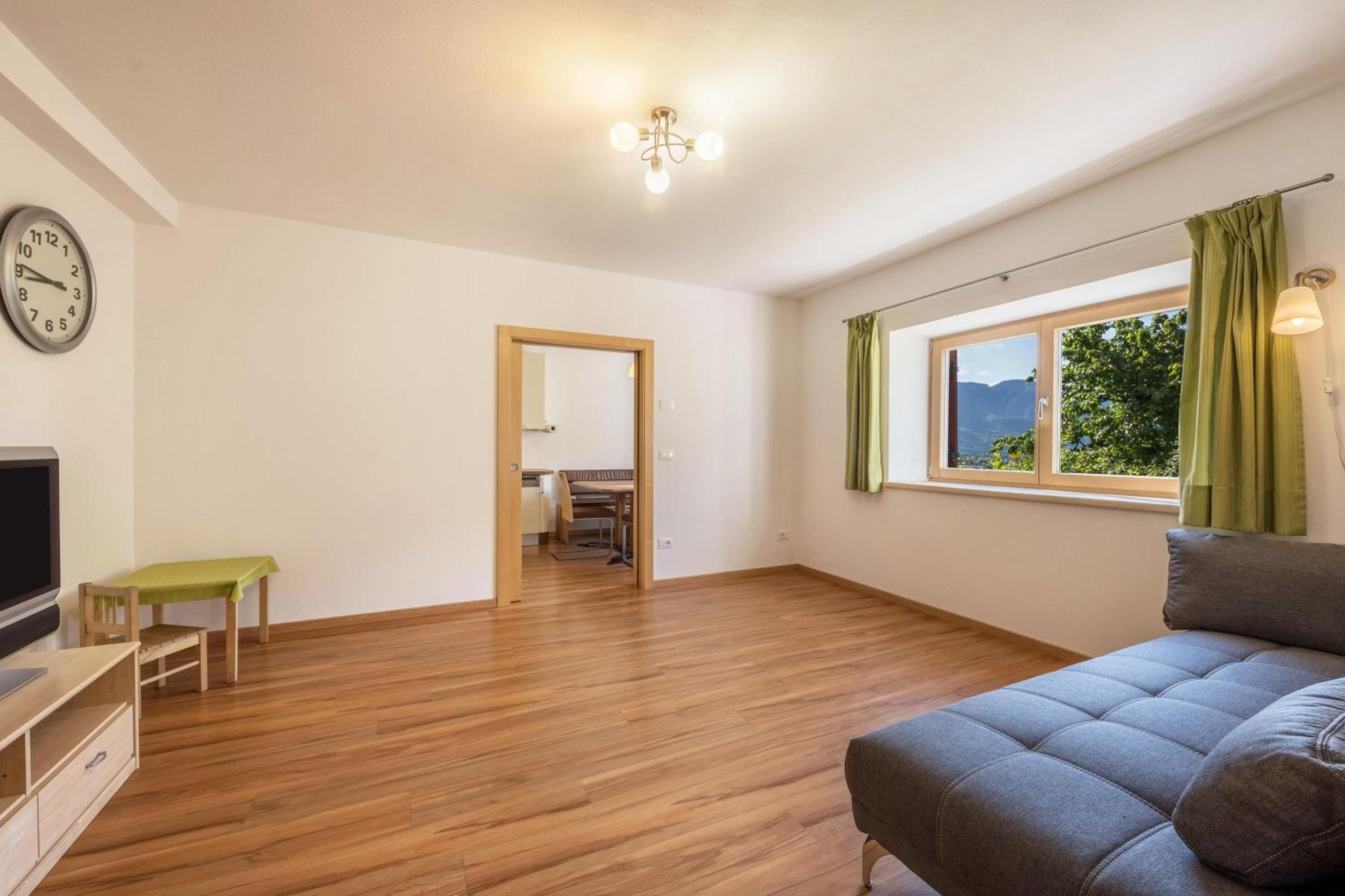 Two-Bedroom Deluxe Apartment with Garden View