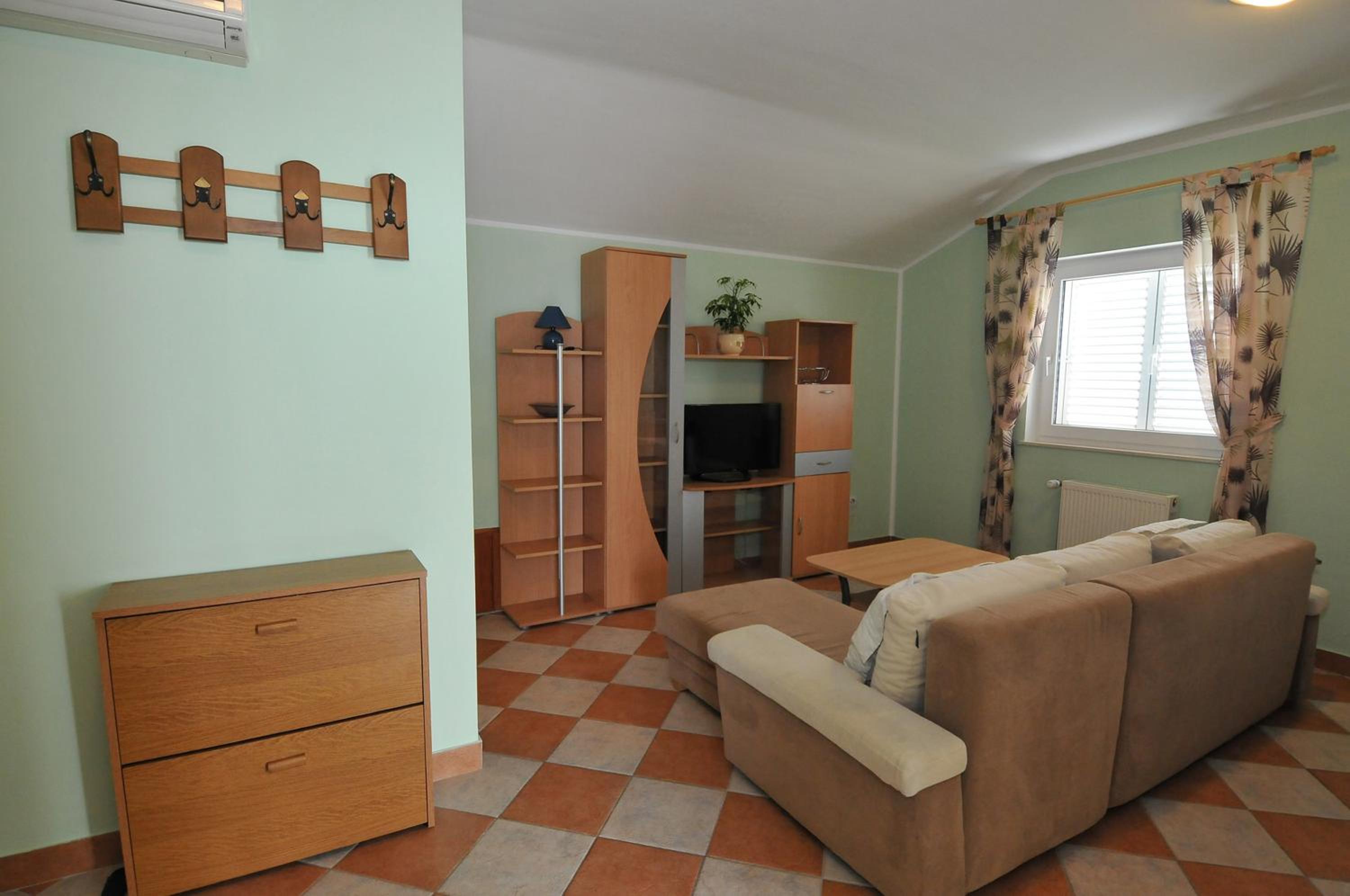 Two-Bedroom Apartment with Balcony and Sea View 3 photo 2