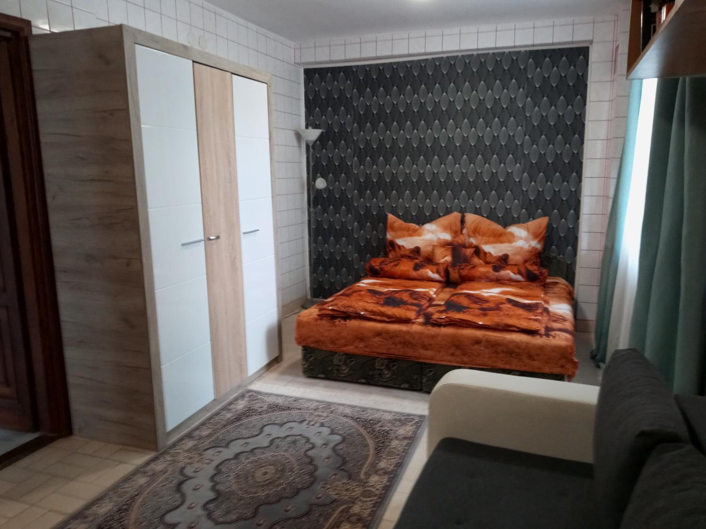 Two-Bedroom Apartment - Photo 6