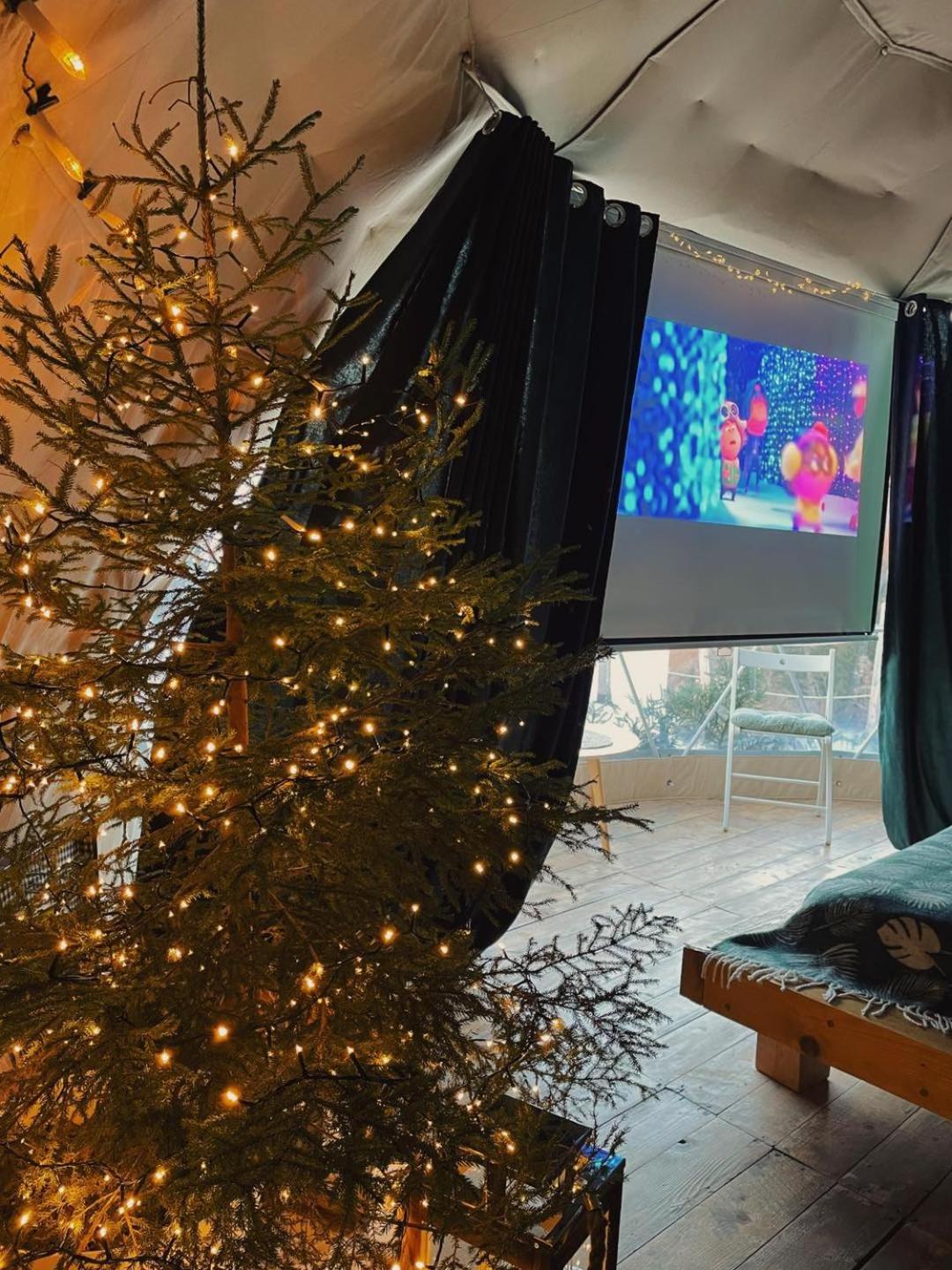 Tent - Photo 15