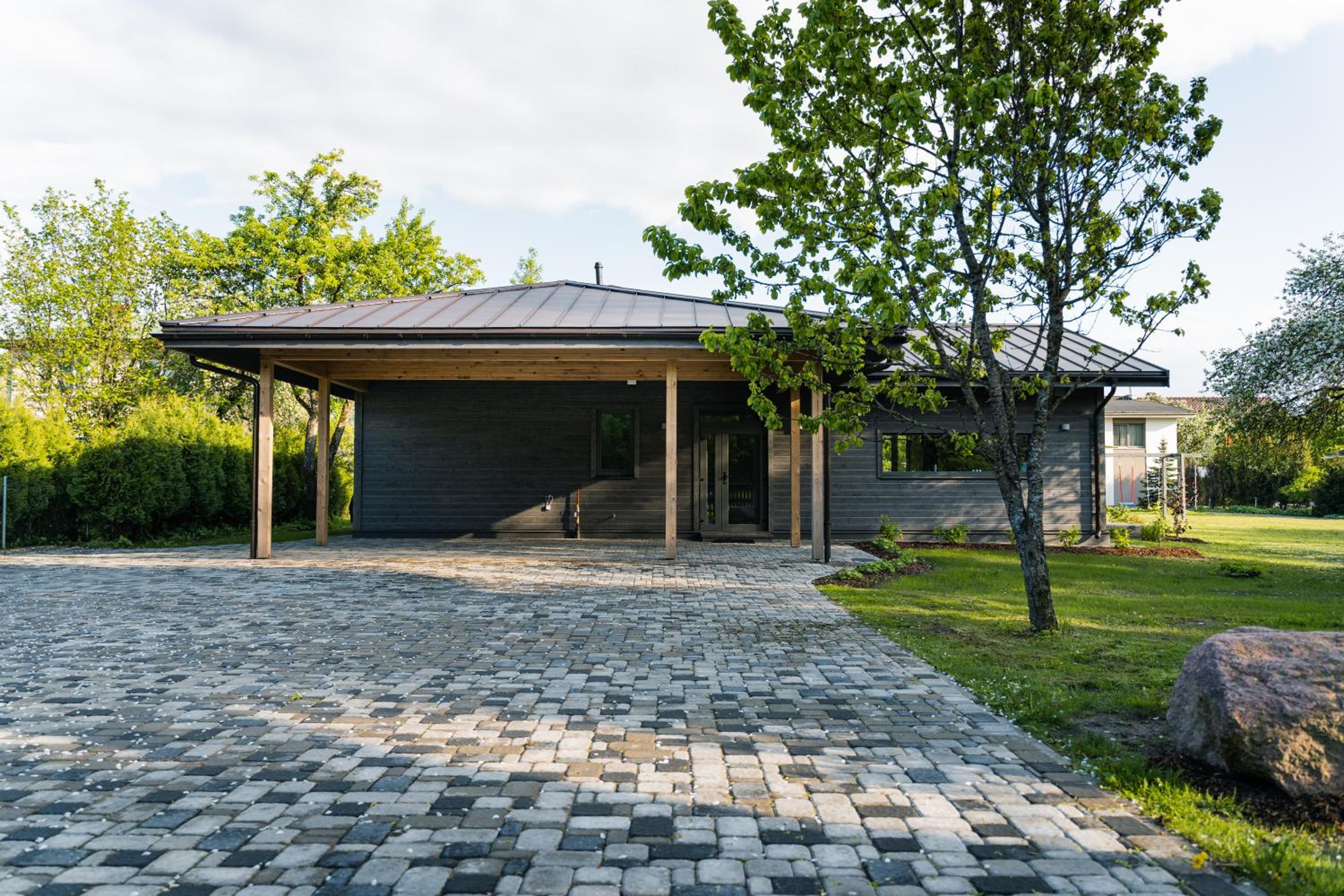 Three-Bedroom Villa - Photo 15