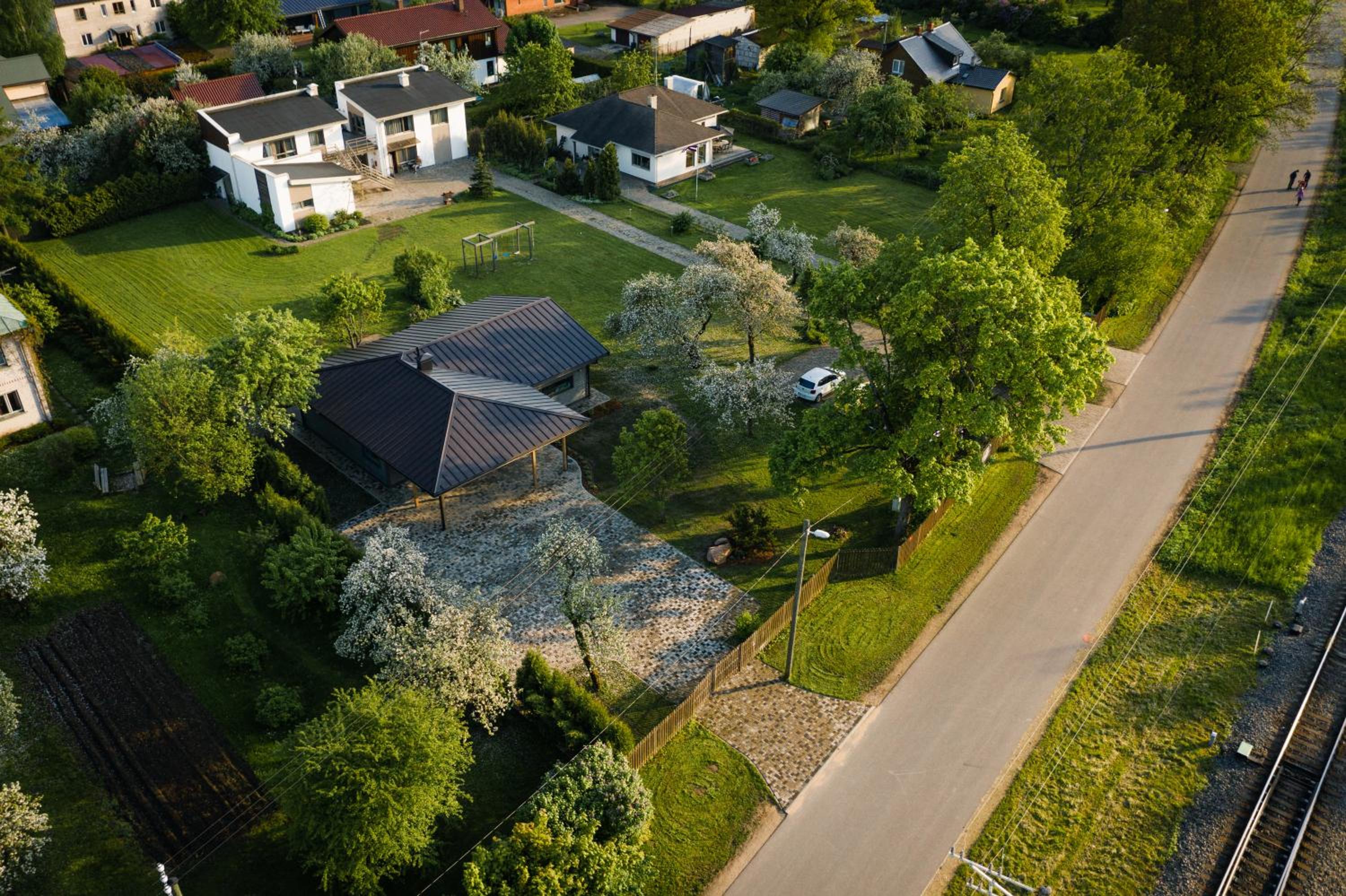 Three-Bedroom Villa - Photo 18