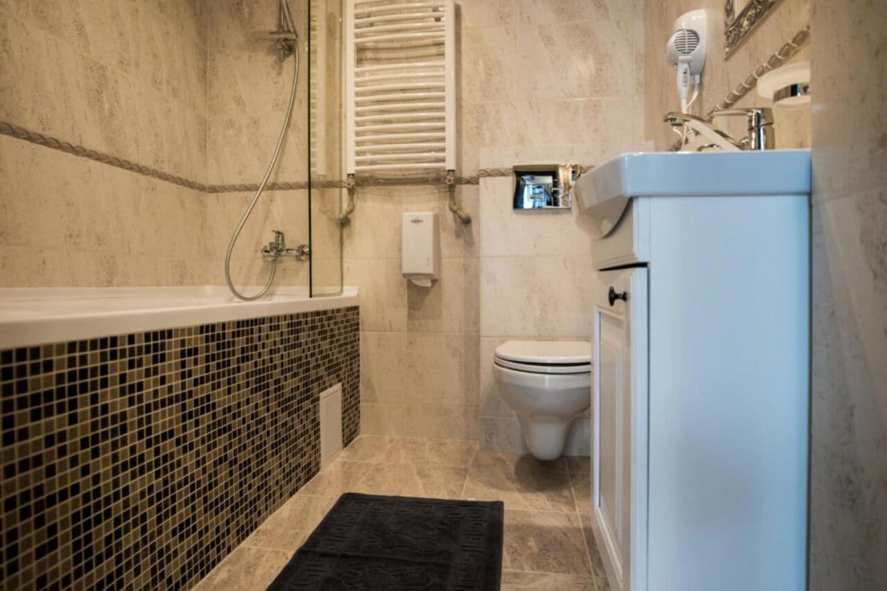 Suite with Balcony photo 3