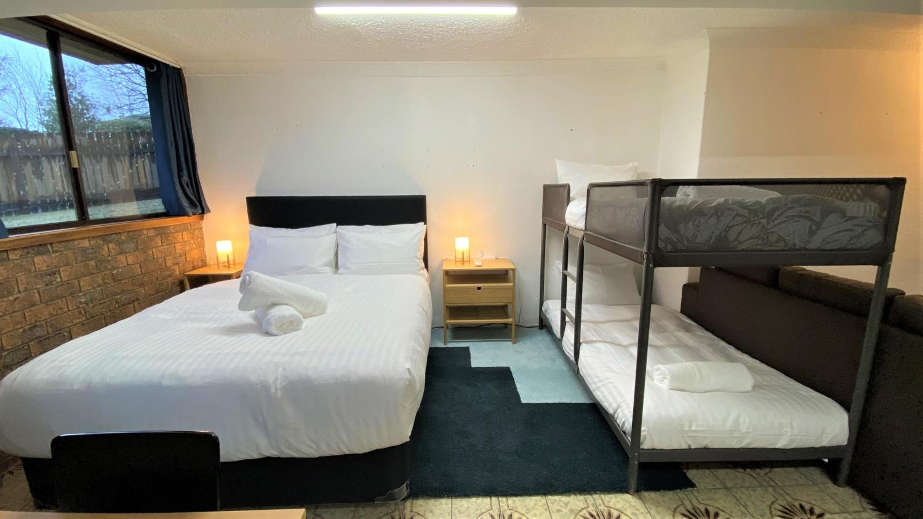 Studio Apartment photo 1