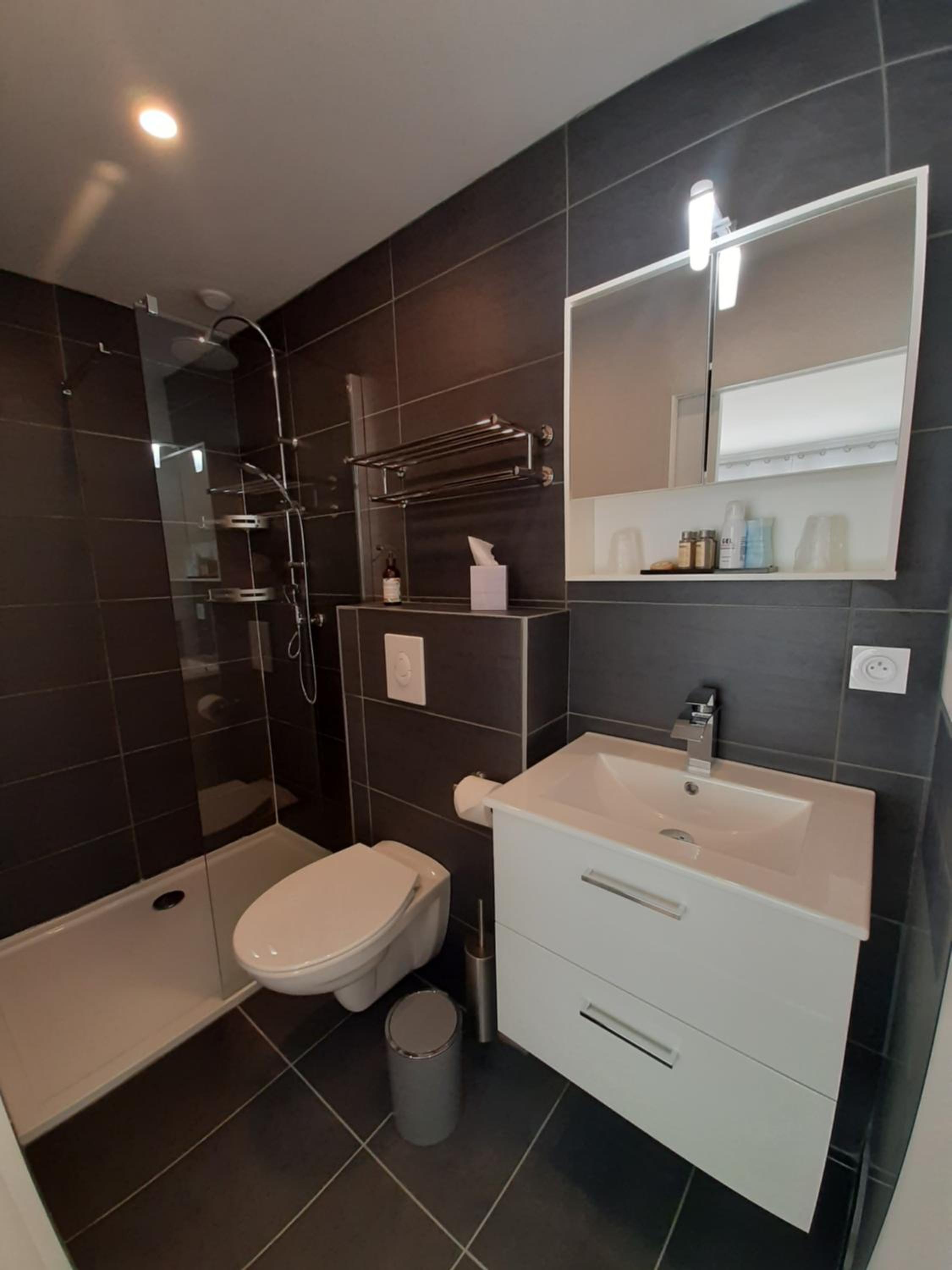 Double Room with Private Bathroom photo 3