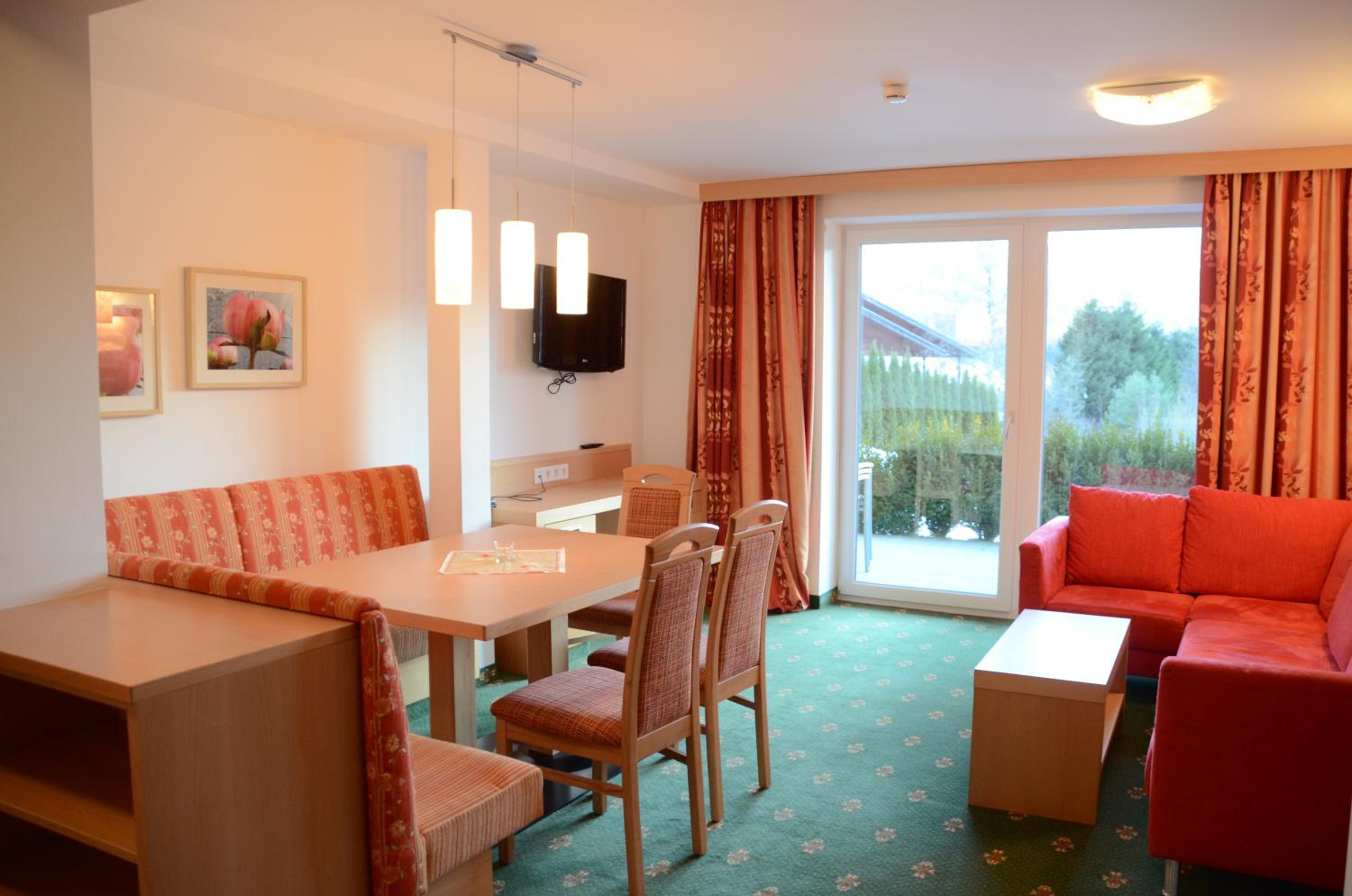 Two-Bedroom Apartment (4 Adults)