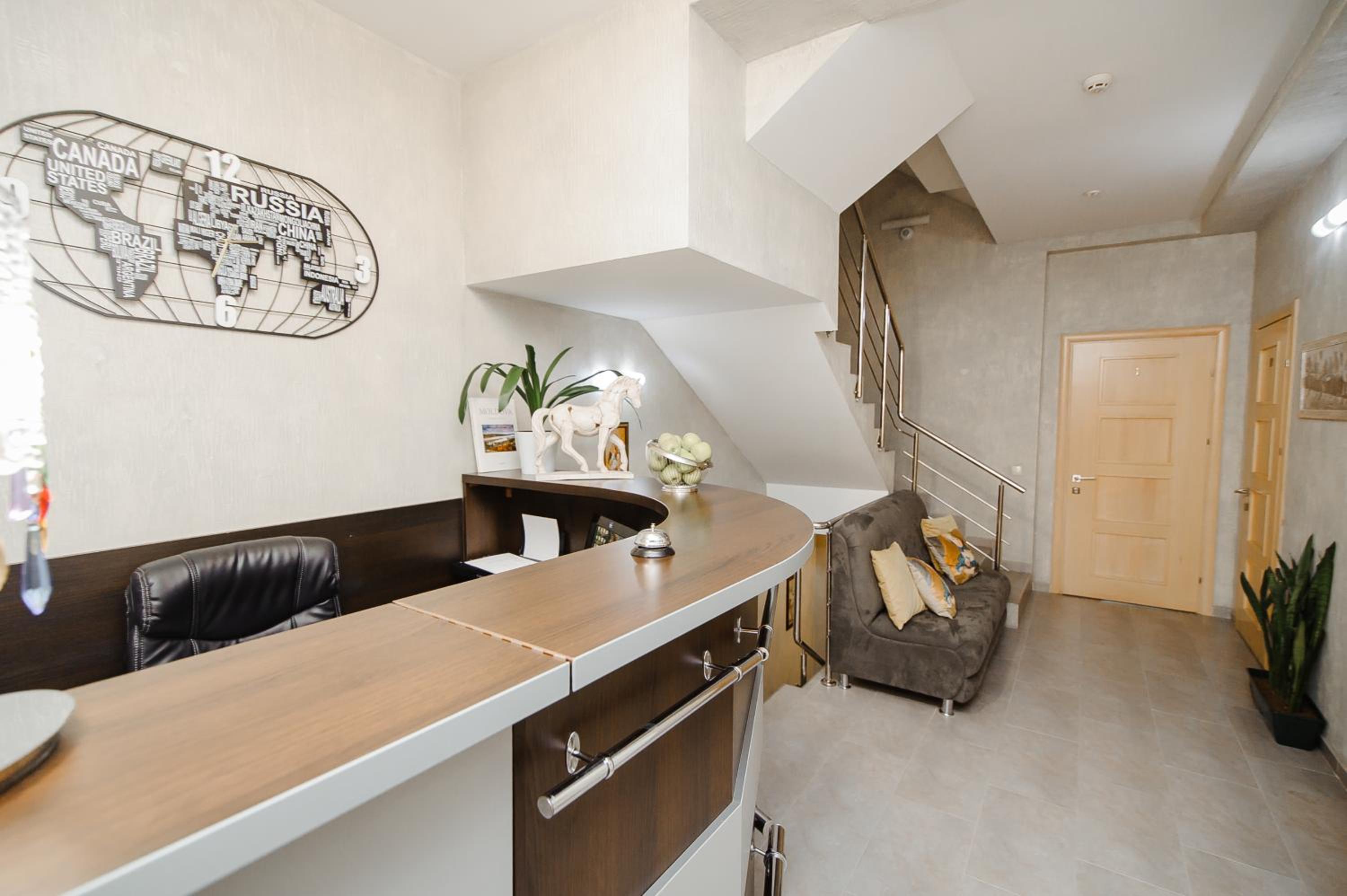 Large Double Room photo 2