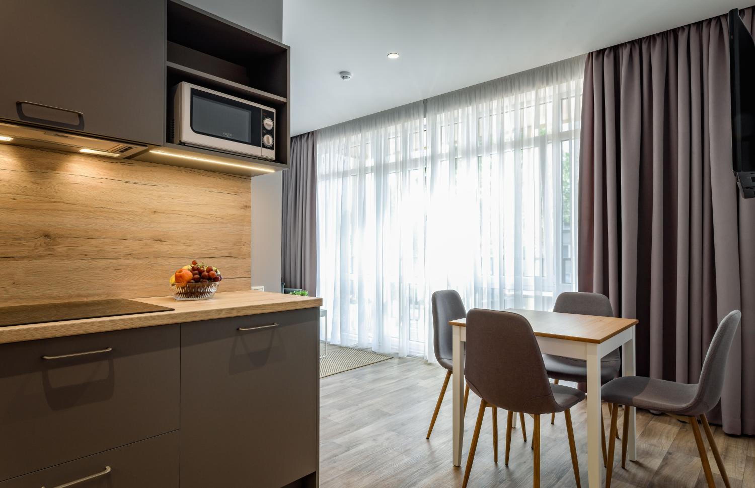 Apartment - Photo 8