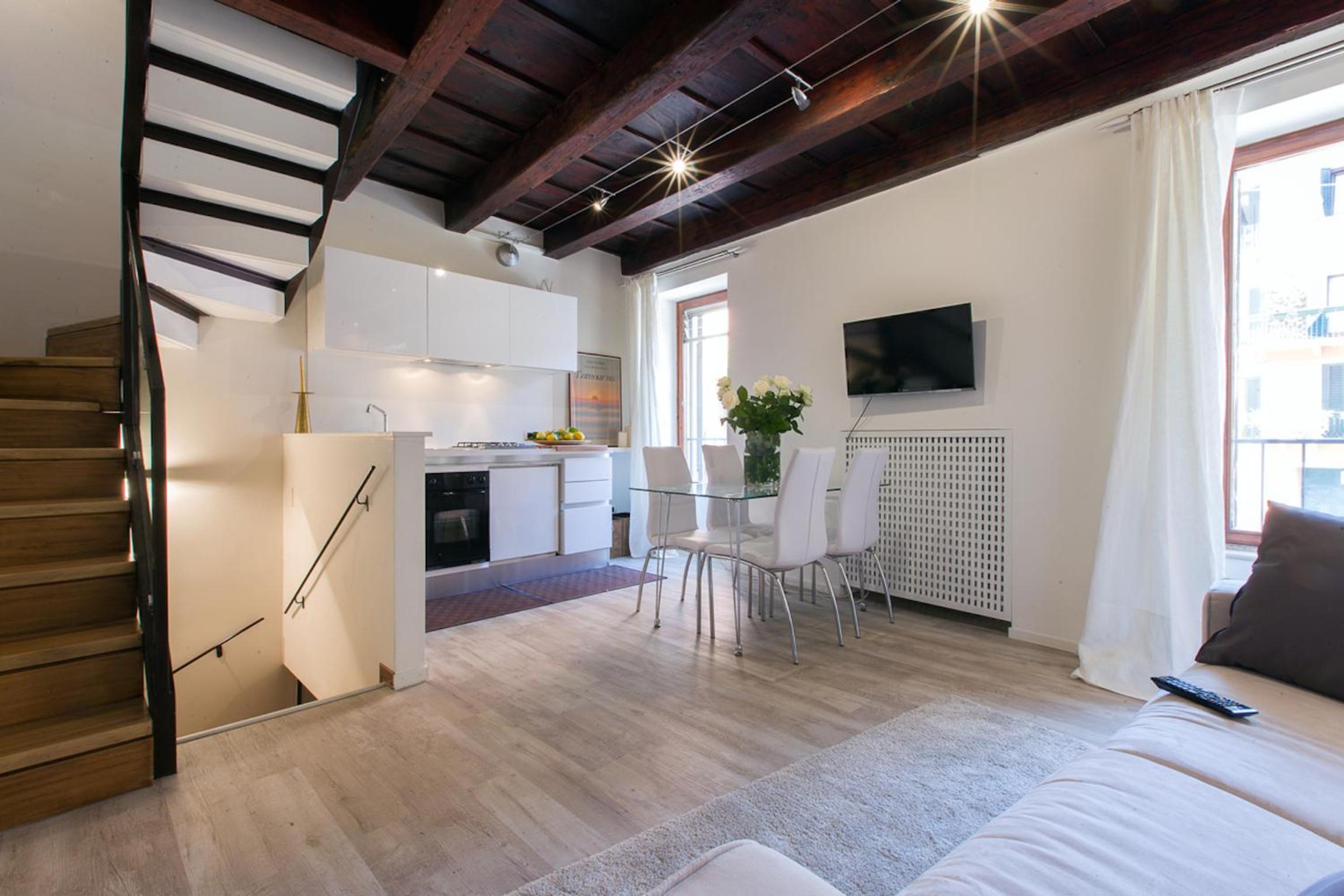 One-Bedroom Apartment - Split Level