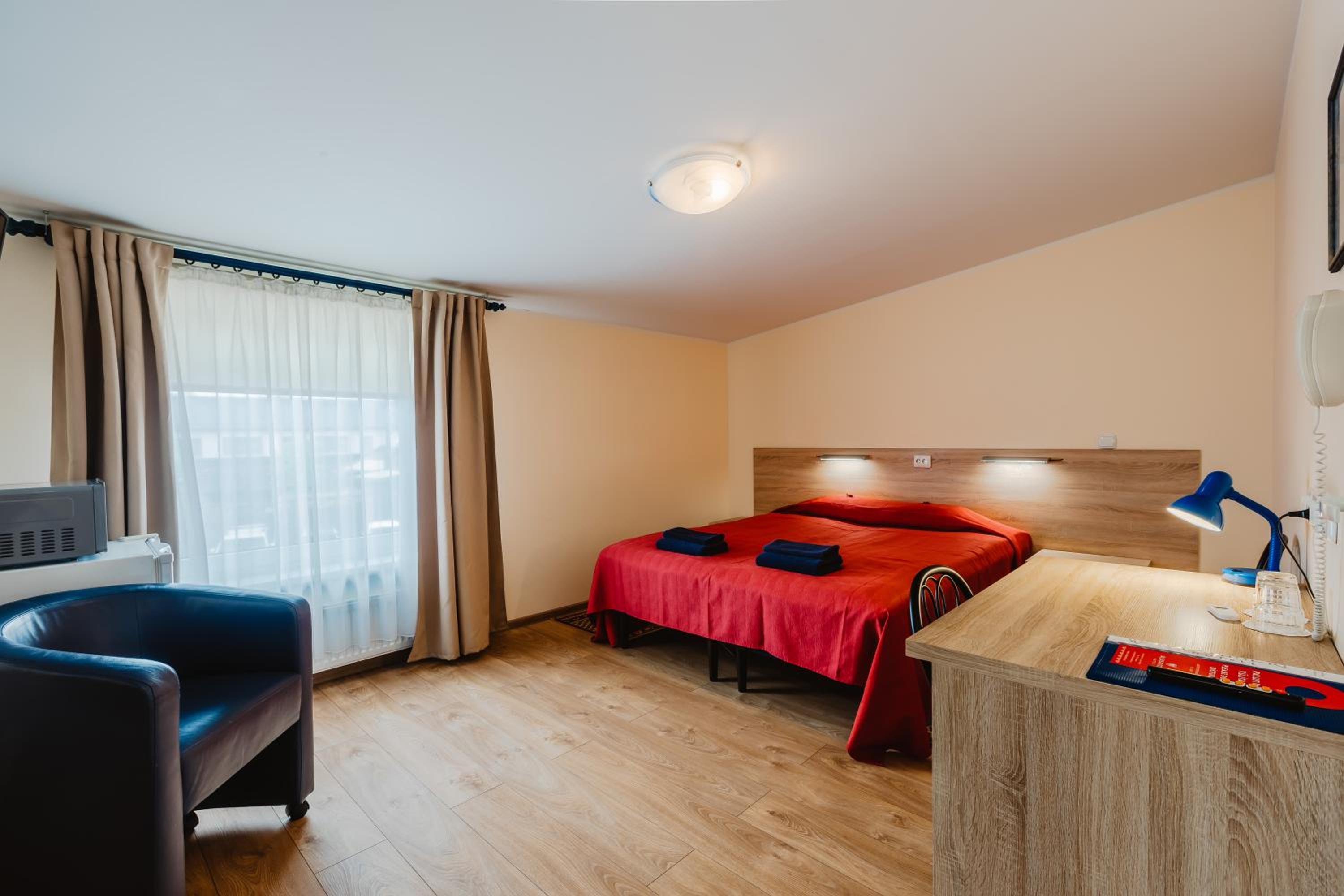 Double Room - Photo 2