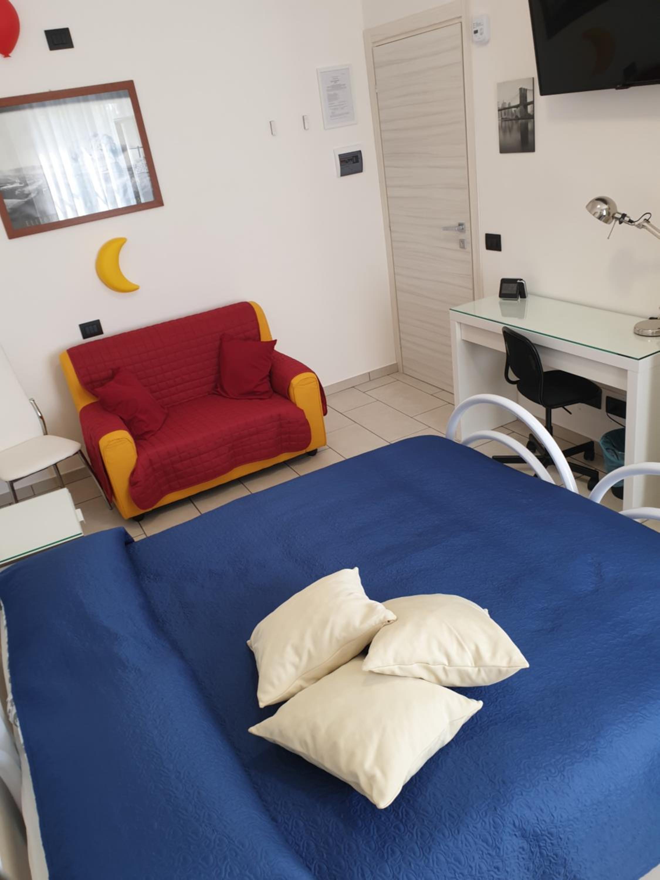 Three-Bedroom Apartment - Photo 2