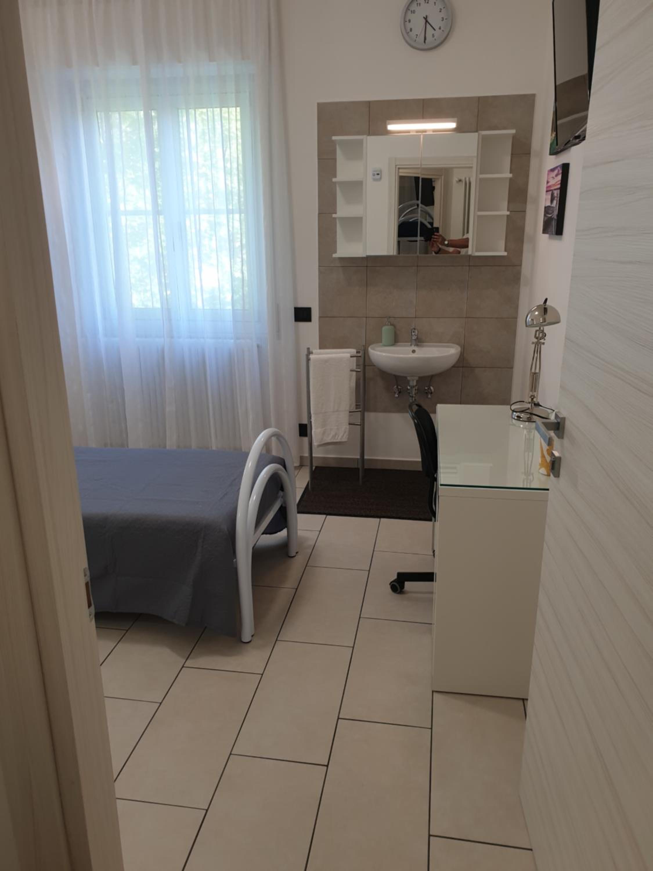 Three-Bedroom Apartment - Photo 35