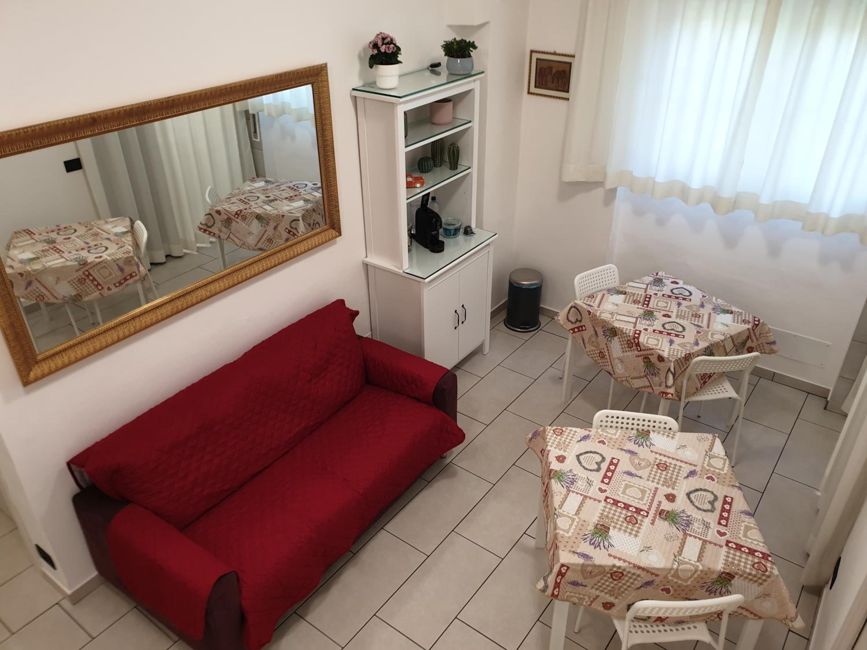 Three-Bedroom Apartment - Photo 24