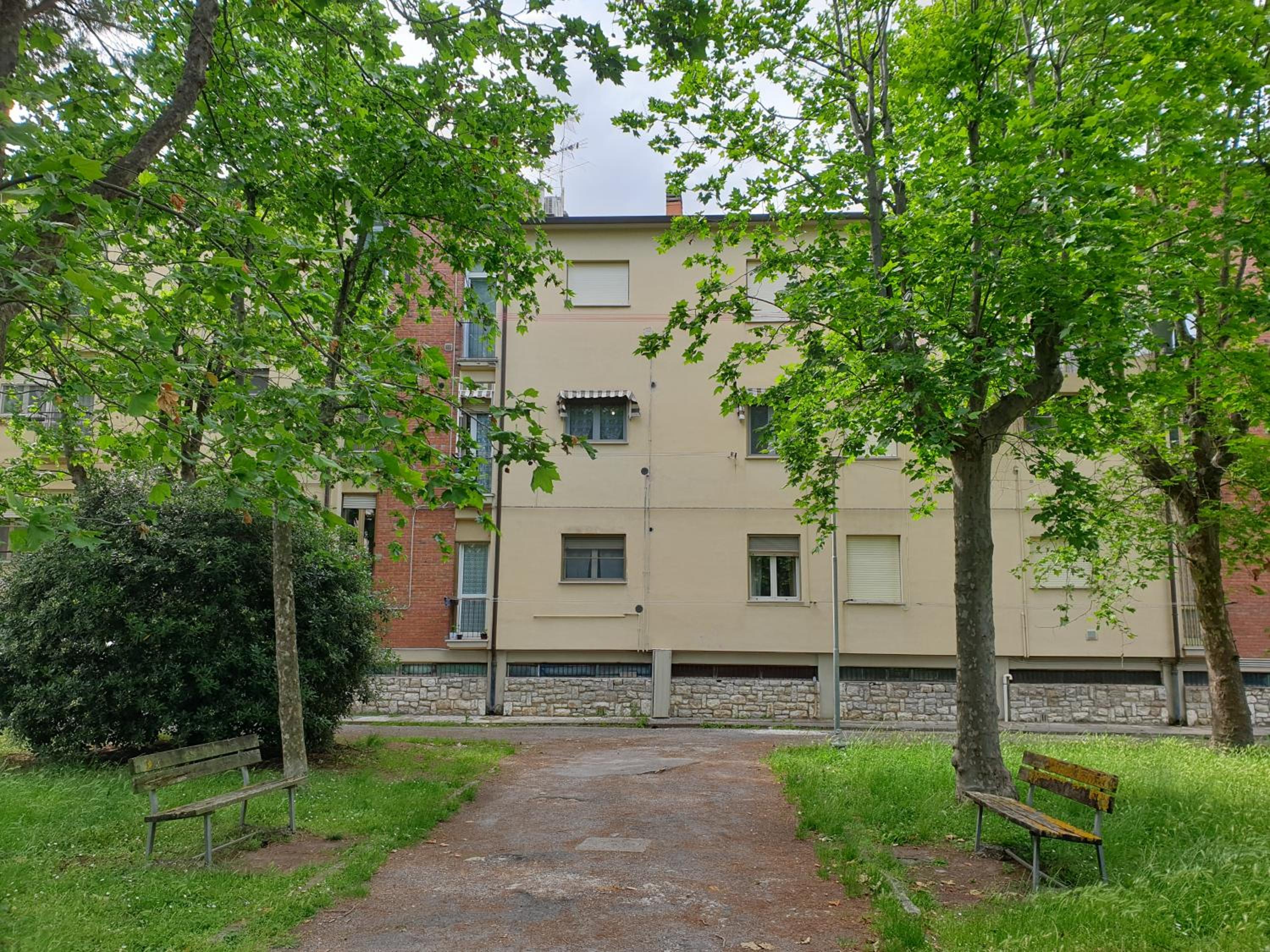 Three-Bedroom Apartment - Photo 8