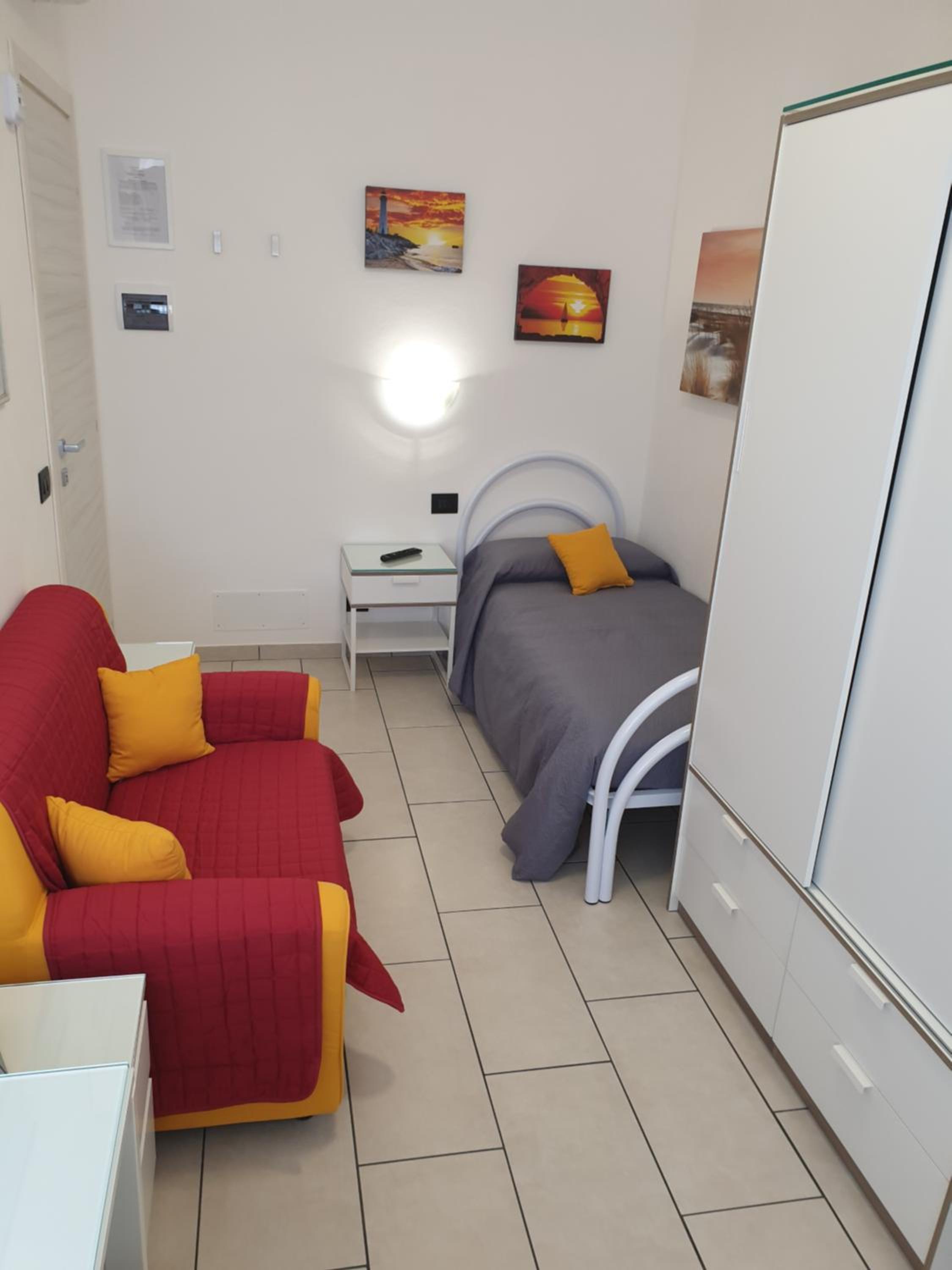 Three-Bedroom Apartment - Photo 9