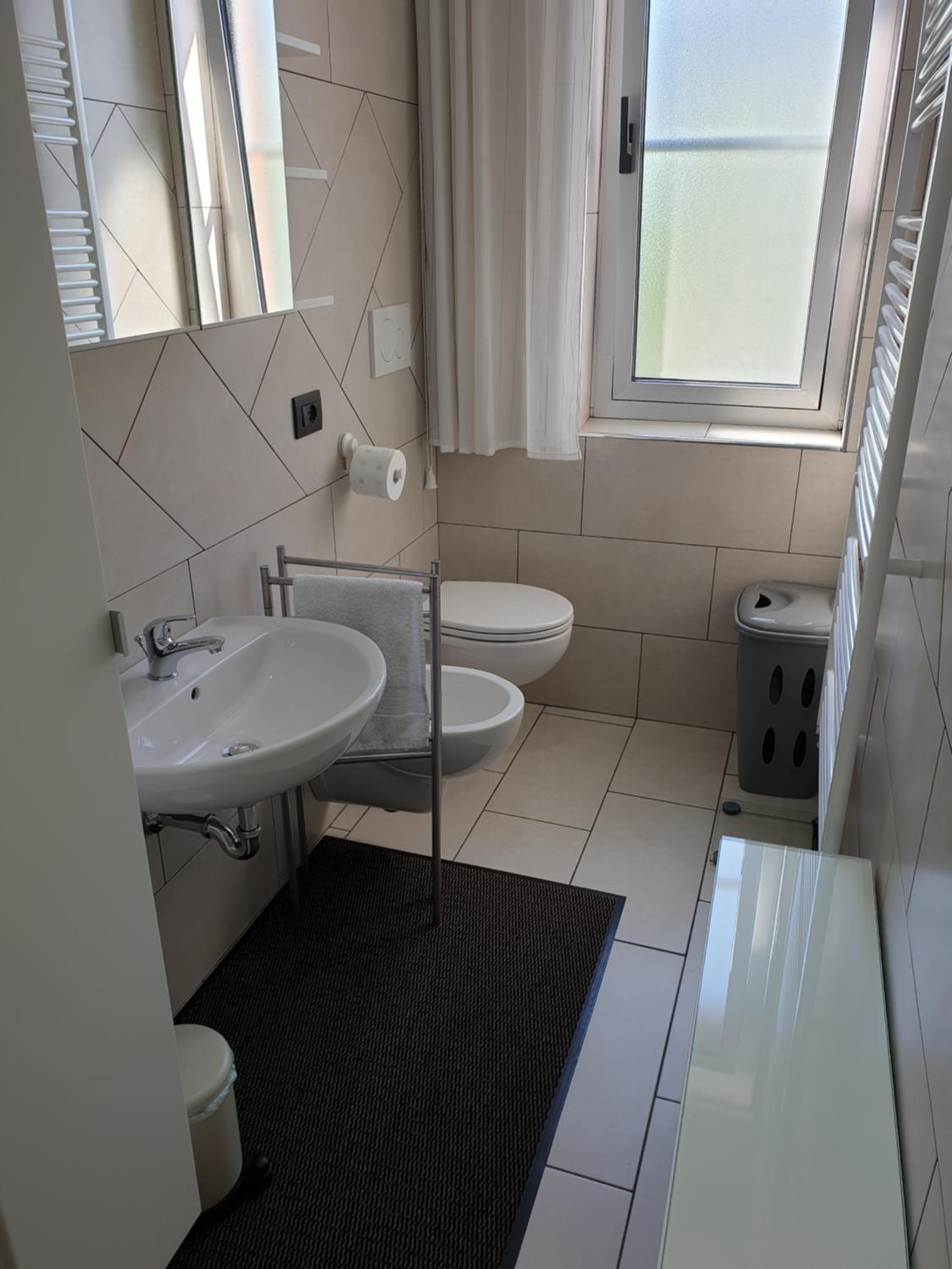 Three-Bedroom Apartment - Photo 27