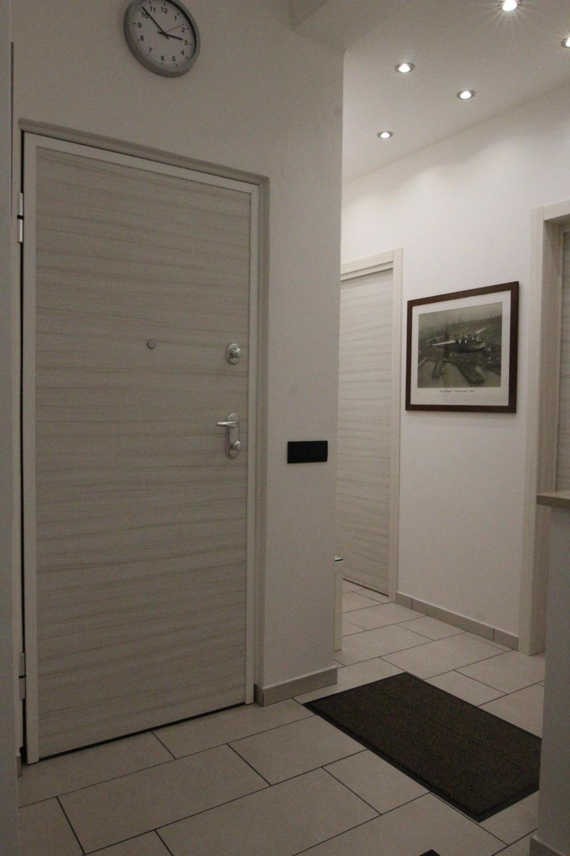 Three-Bedroom Apartment - Photo 17