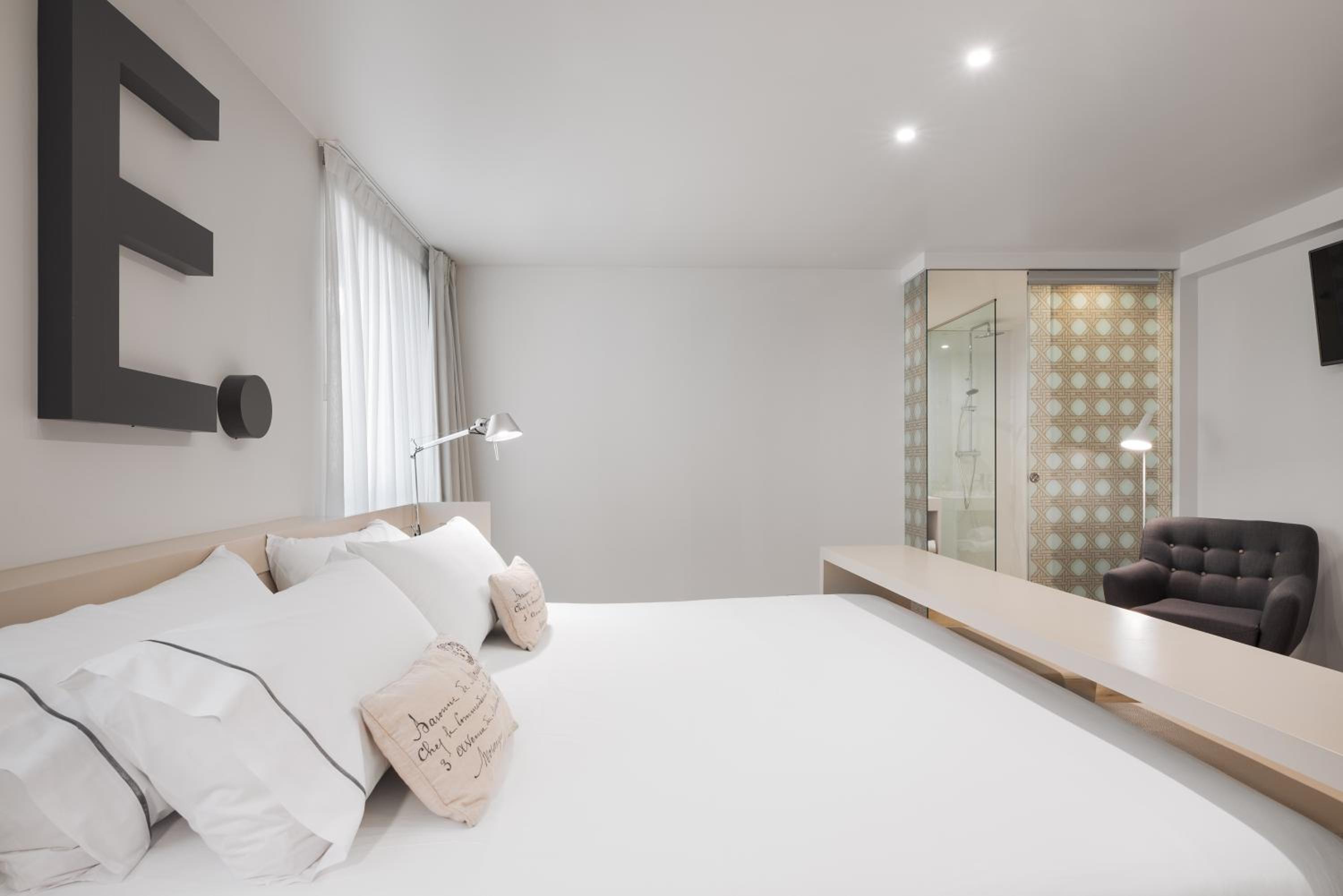 Double Room Premium - Photo 15
