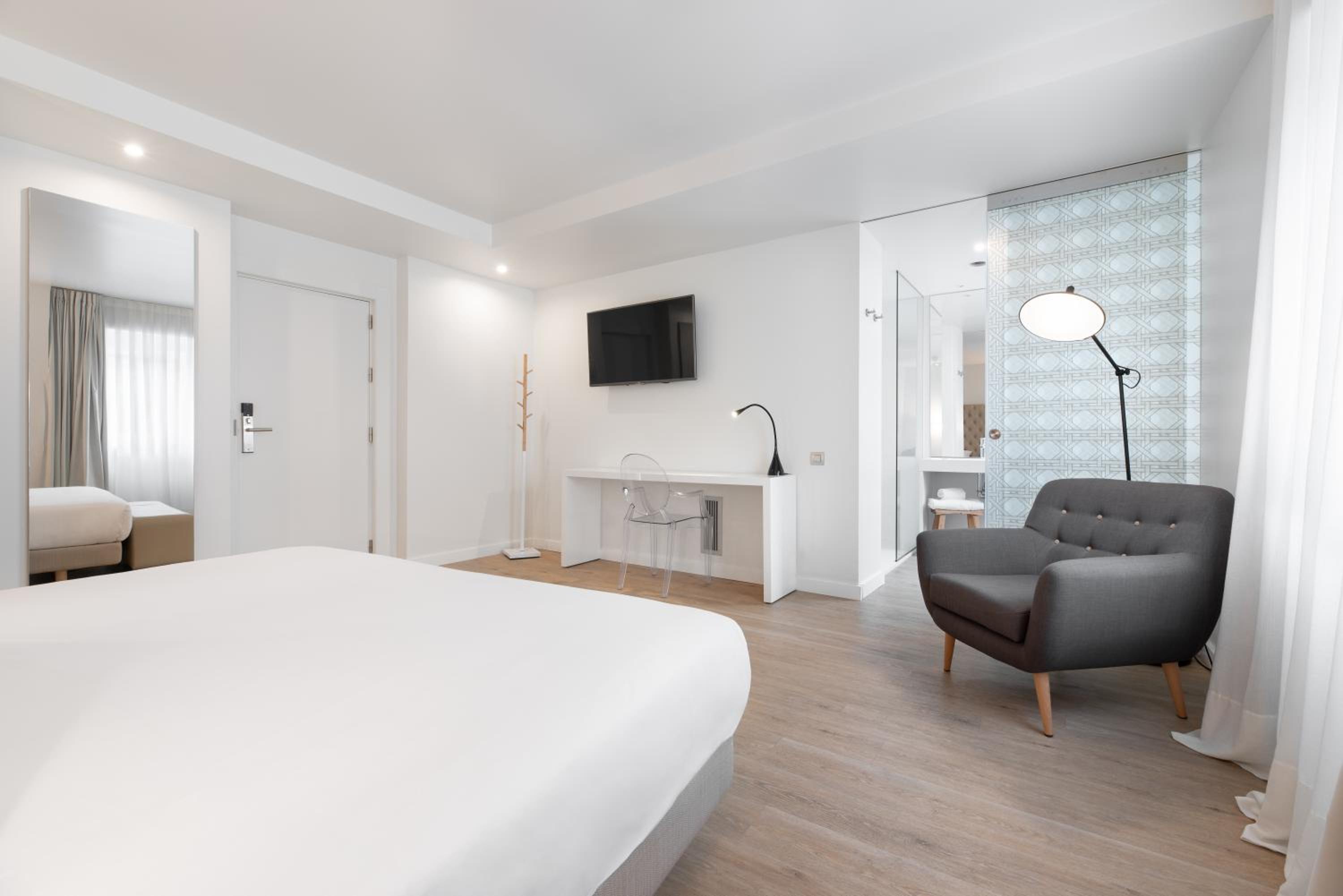 Double Room Premium - Photo 13