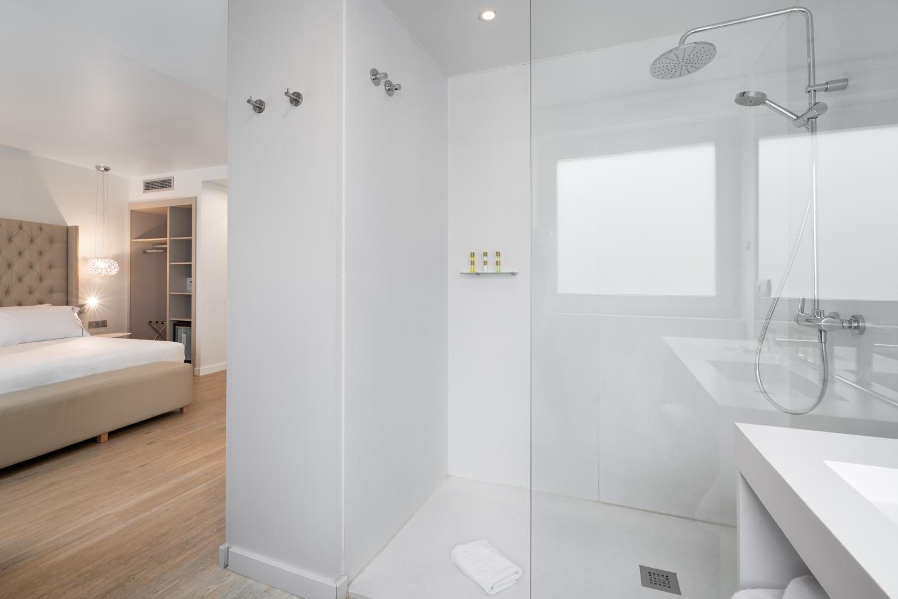 Double Room Premium - Photo 12