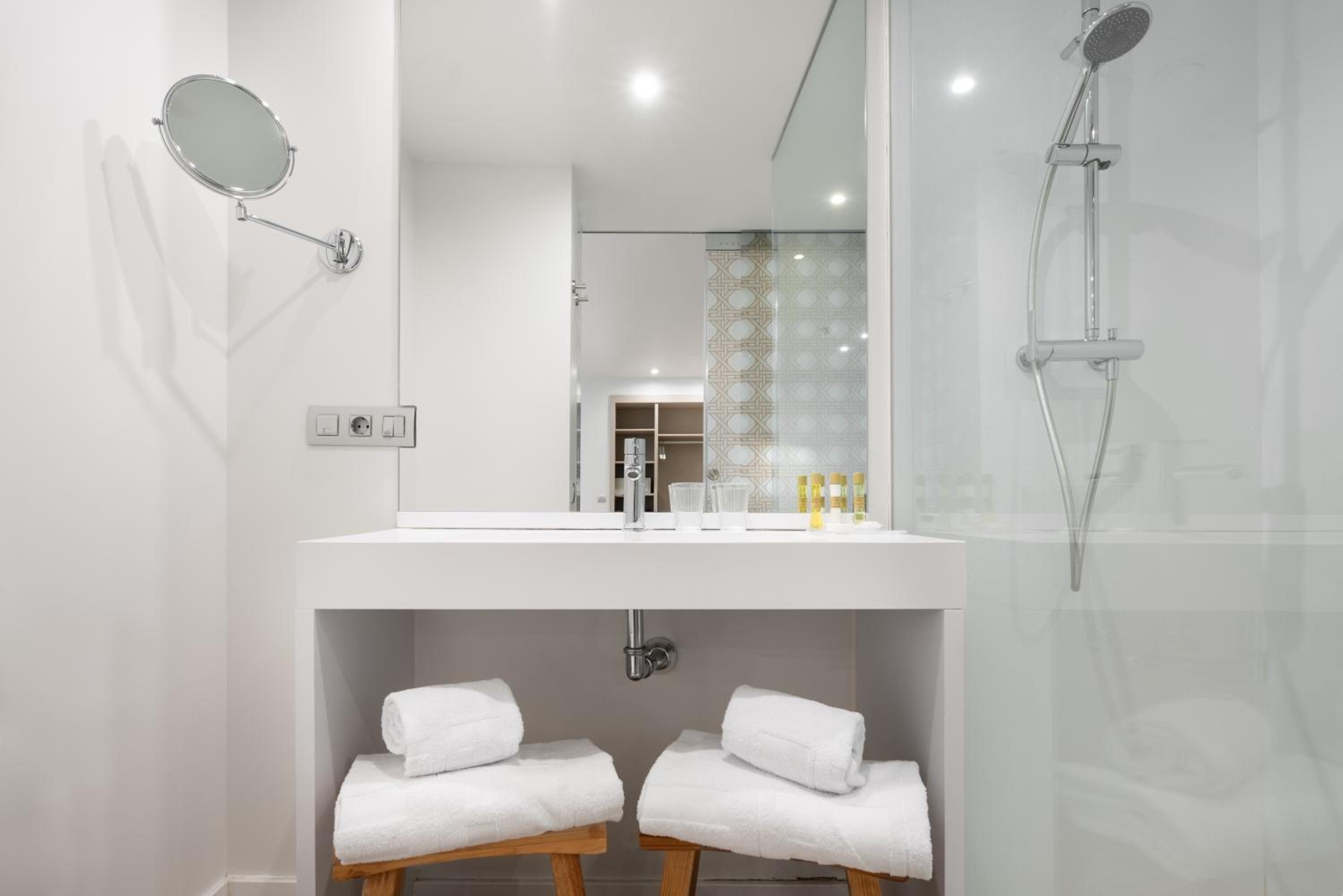 Double Room Premium - Photo 7