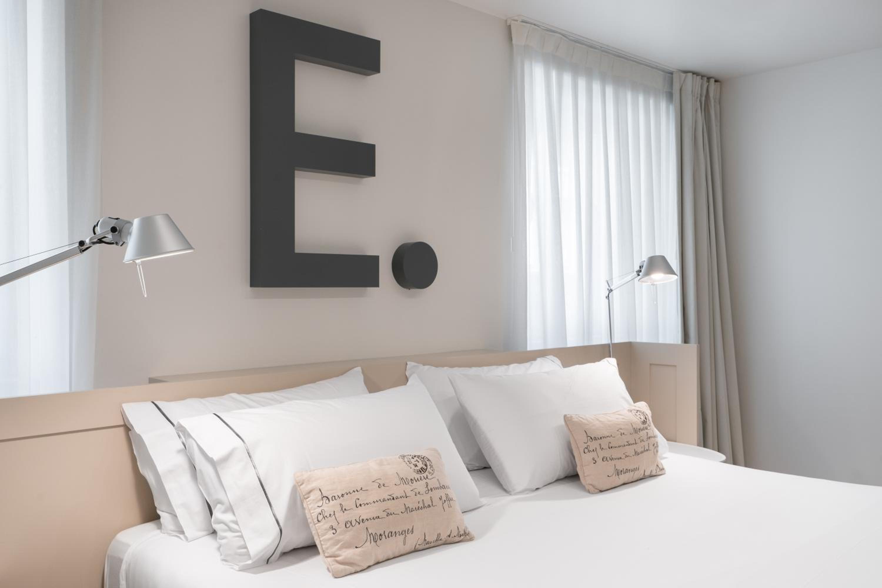 Double Room Premium - Photo 16