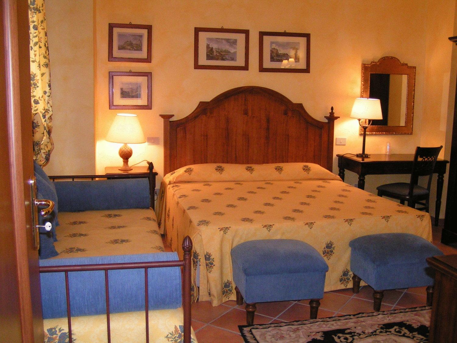 Double or Twin Room - Photo 1
