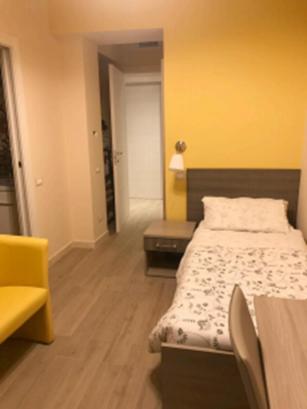 Budget Single Room