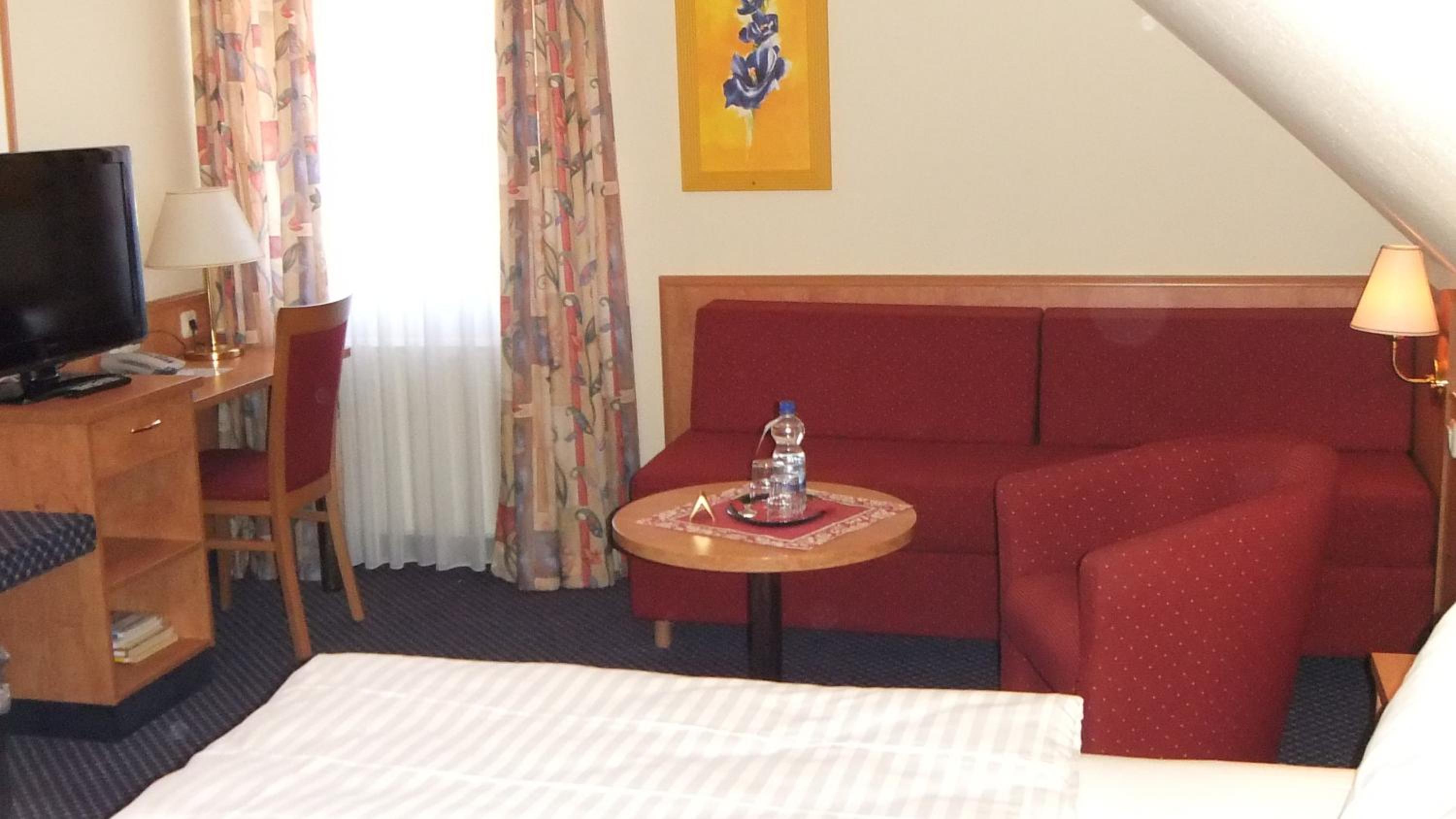 Double Room - Photo 7