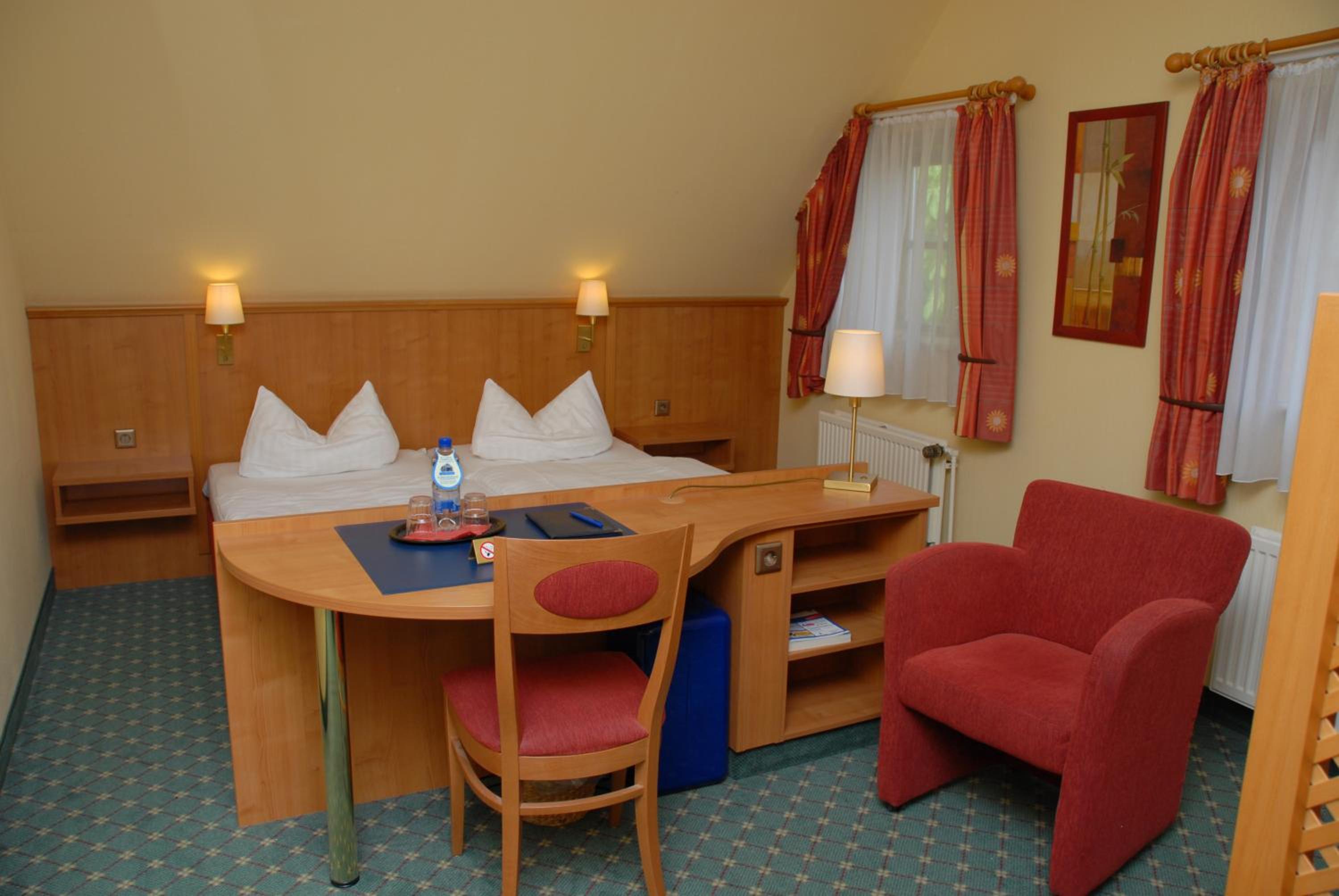 Double Room - Photo 13